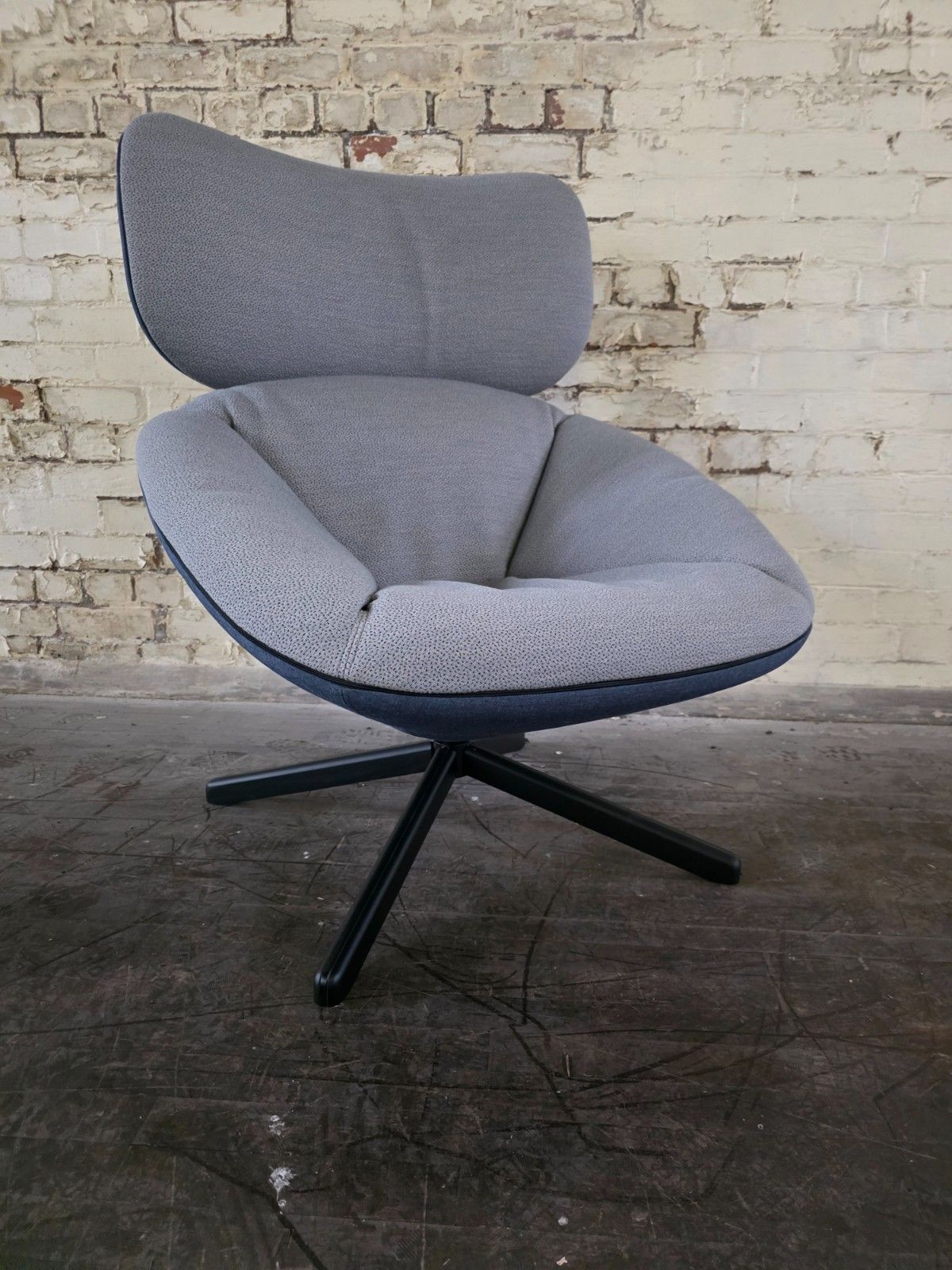 photo furniture Mid Century Style Sancal Tortuga Lounge Chair
