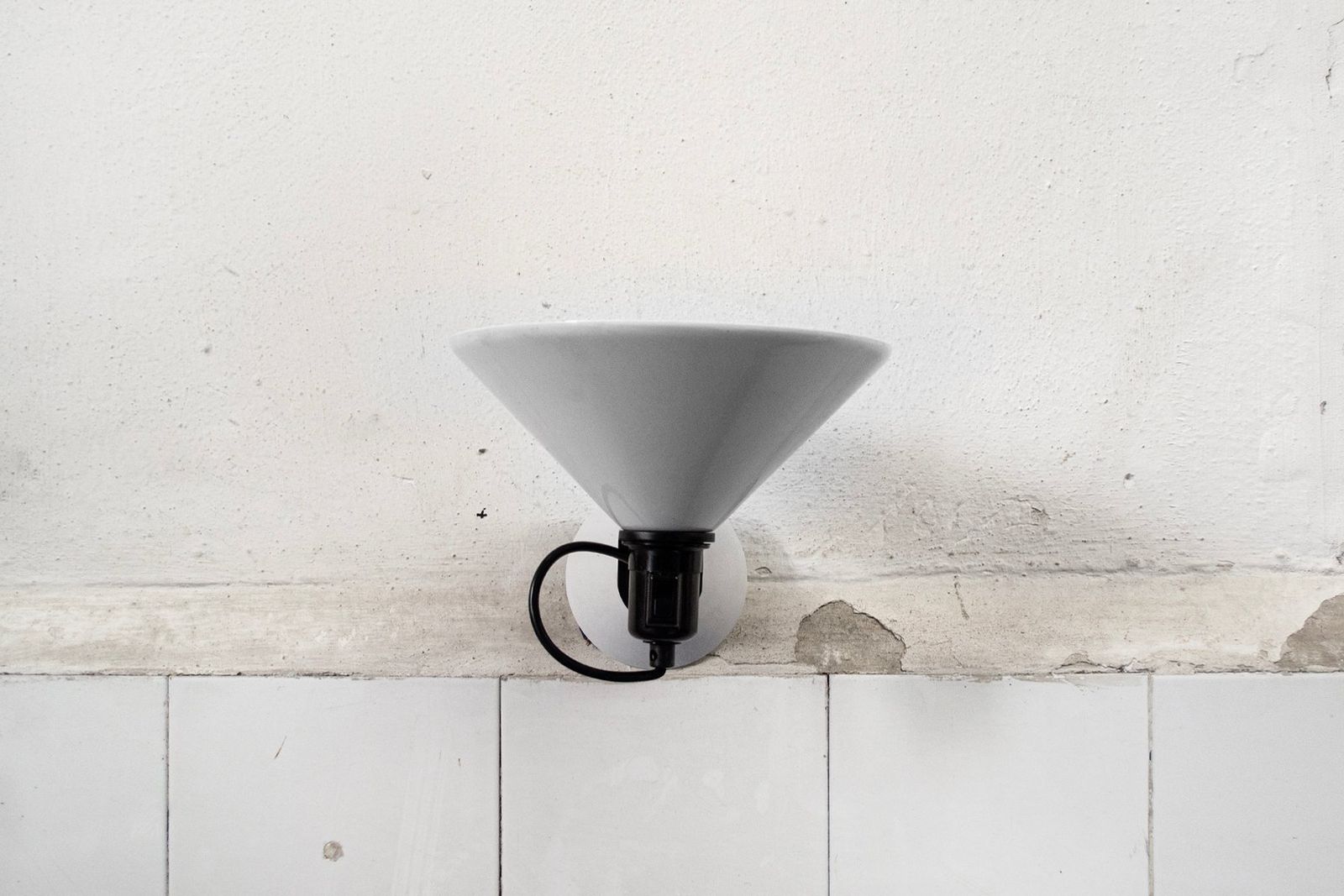 Italian Wall Light From Stilnovo, 1970s photo for sale