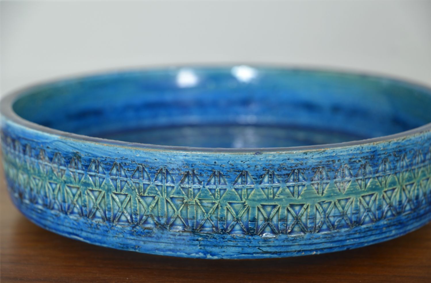 photo for sale Large 1960s Midcentury Bitossi Aldo Londi Rimini Blu Pottery Ceramic Centrepiece Bowl Italy
