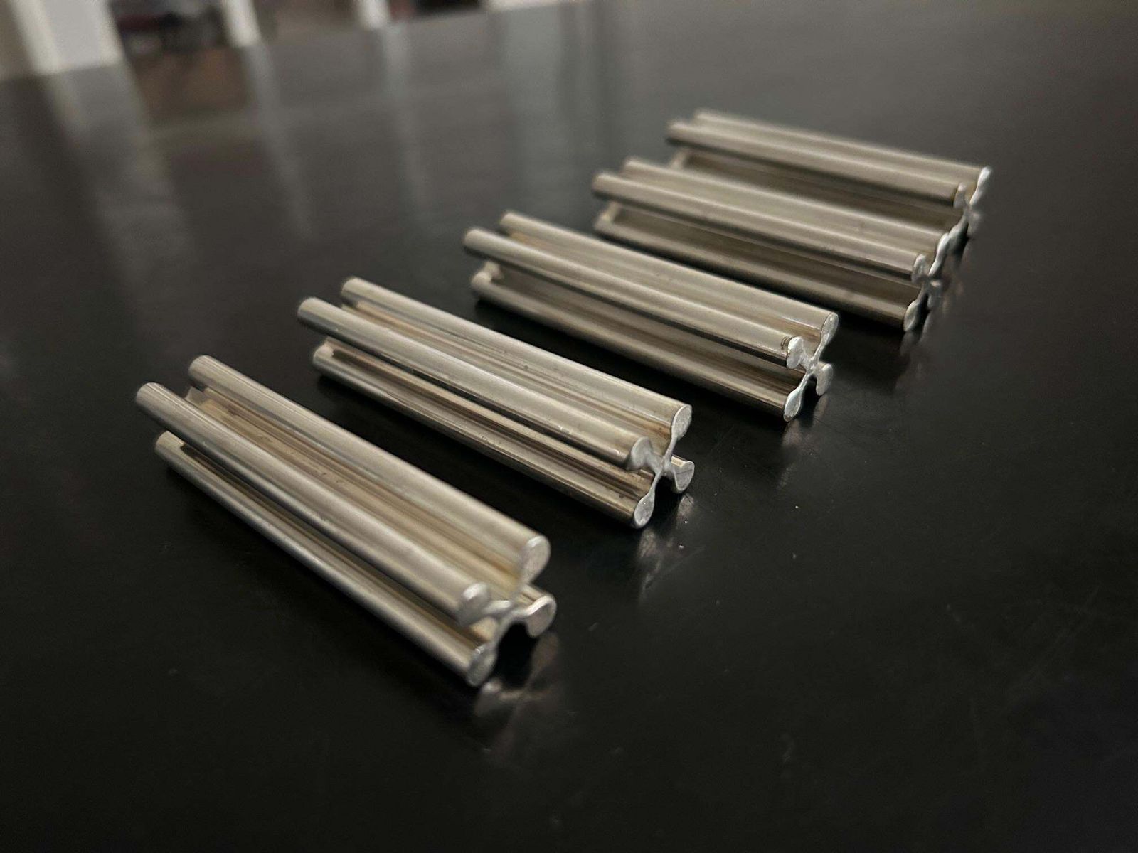 Set Of Art Deco Silver Plated Metal Knife Rests photo vinterior