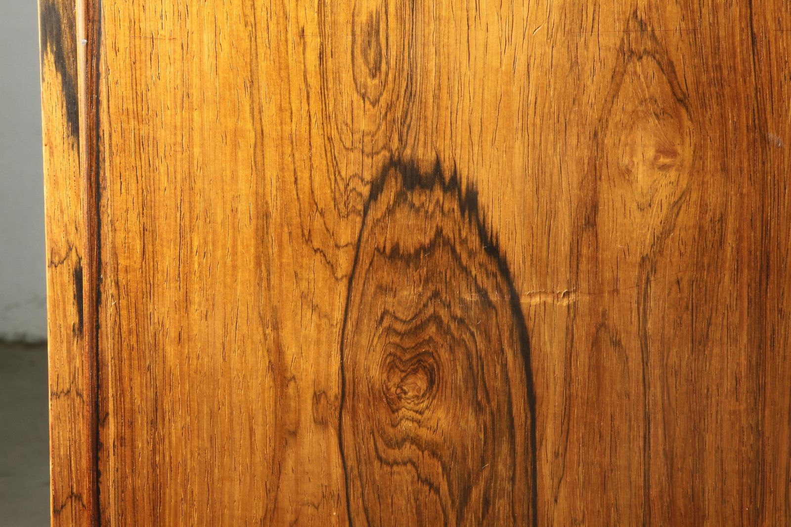 photo vinterior Pair Of Vintage Danish Rosewood Sideboards By Poul Hundevad   Hundevad &Co 1960s