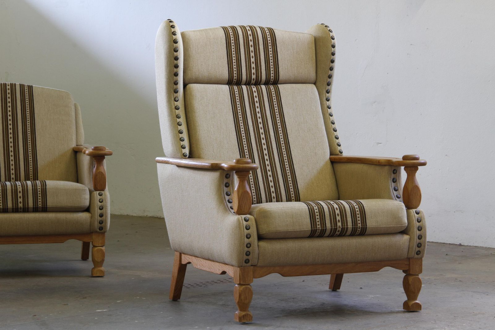 Vintage Jaren 1960 Set Lage En Hoge Fauteuils In Eiken, In De Stijl Van Henning Kjærnulf photo 3365.0