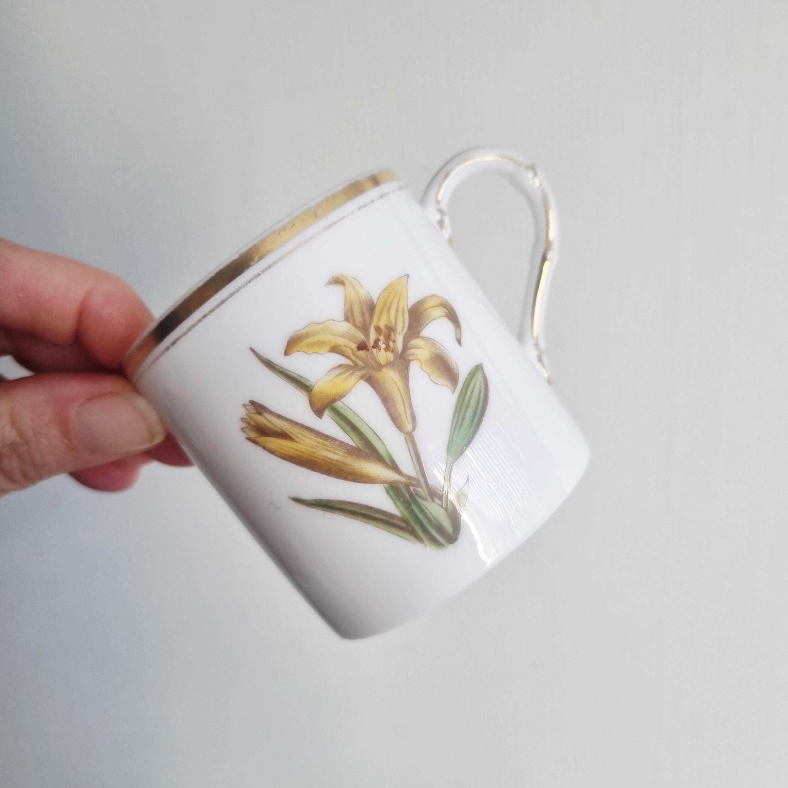Set Of 5 Floral Coffee/Expresso Cups/Coffee Cans By Royal Worcester photo vinterior