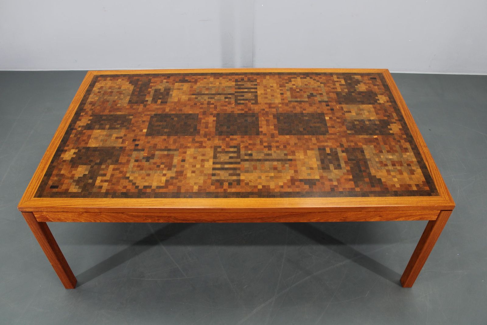 photo vintage 1980s Danish End Grain Mosaic Coffee Table By Middelboe & Linduma For Tranekaer