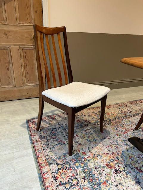 Ercol Style 6 Seater Table With 6 G Plan Refurbished Chairs With Cream Boule Seat Pads photo furniture