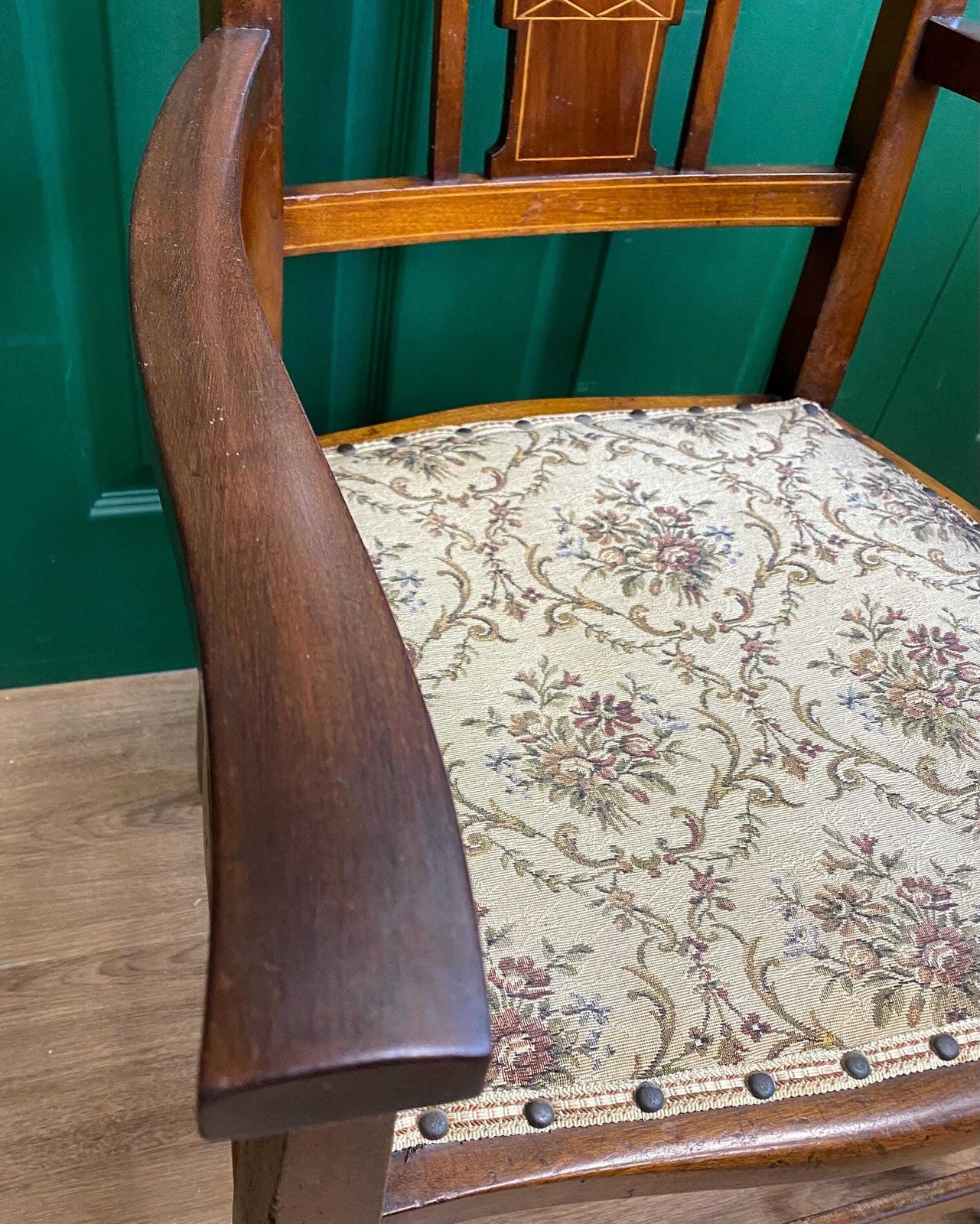 Antique Edwardian Inlaid Mahogany Carver Chair With Tapestry Style Seat photo Furniture