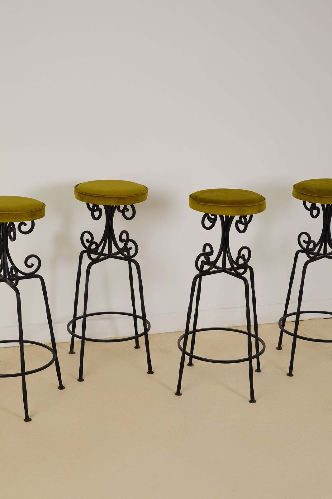 Set Of X4 French Art Deco Forged Bar Stools photo vintage