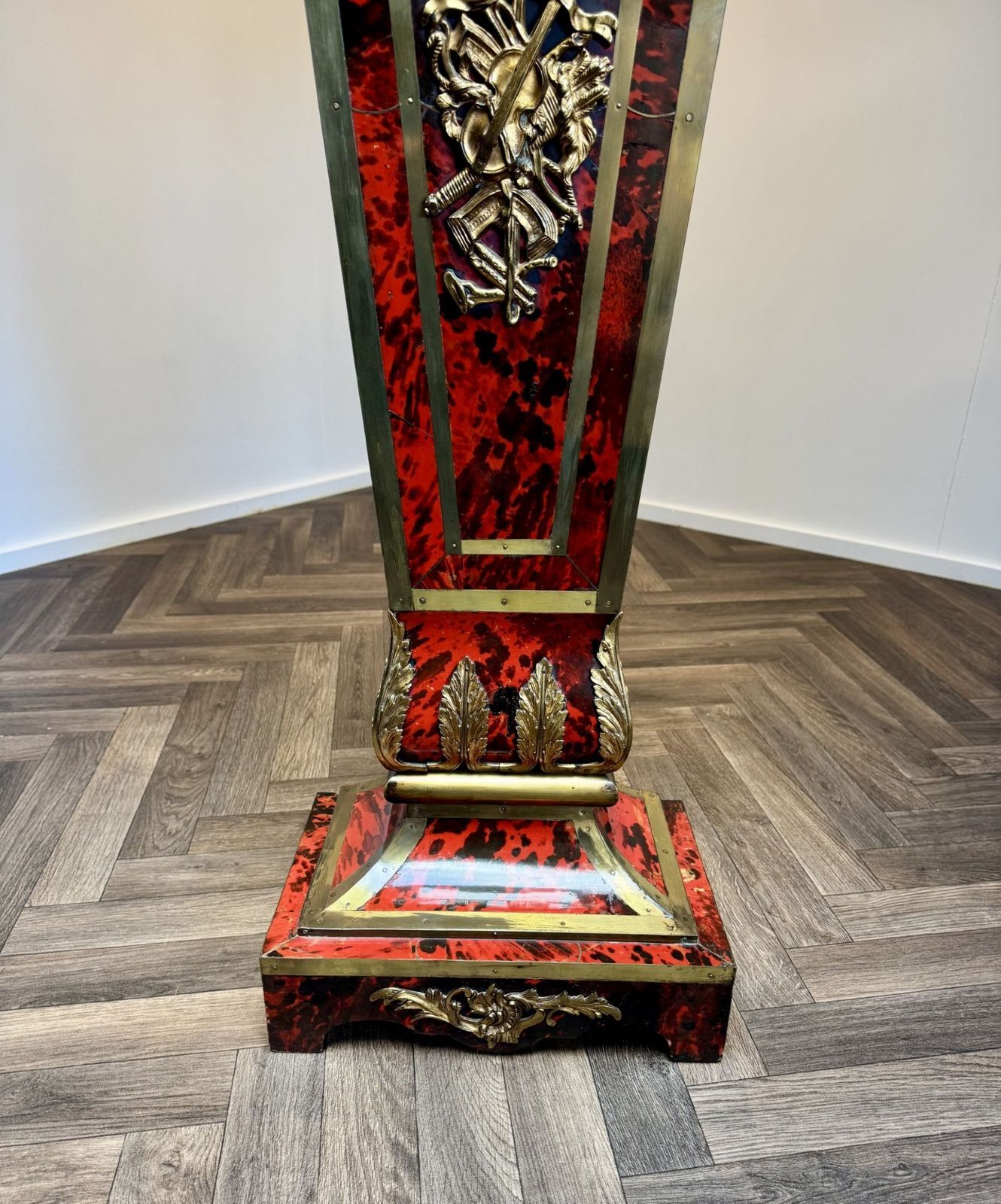 Home Decor Outstanding Quality Antique 19th Century French Boulle Bracket Clock And Accompanying Pedestal photo