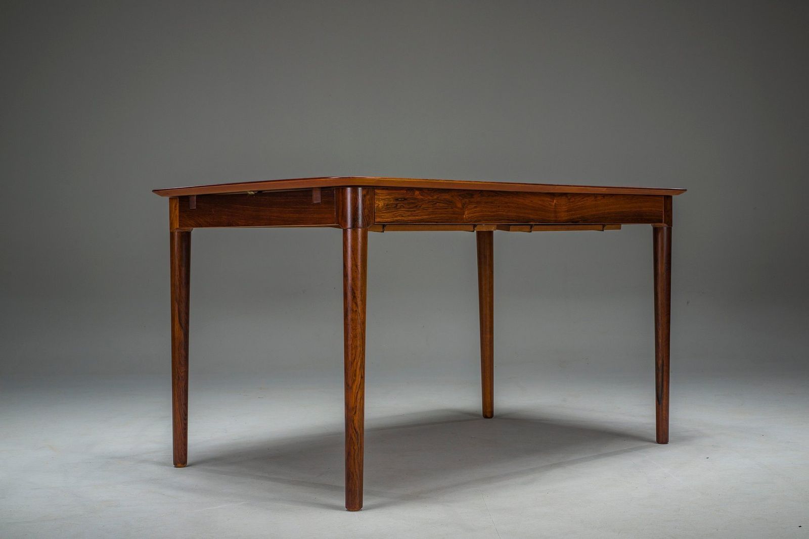 photo buy Mid Century Modern Rosewood Dining Table From Lübke, 1960s