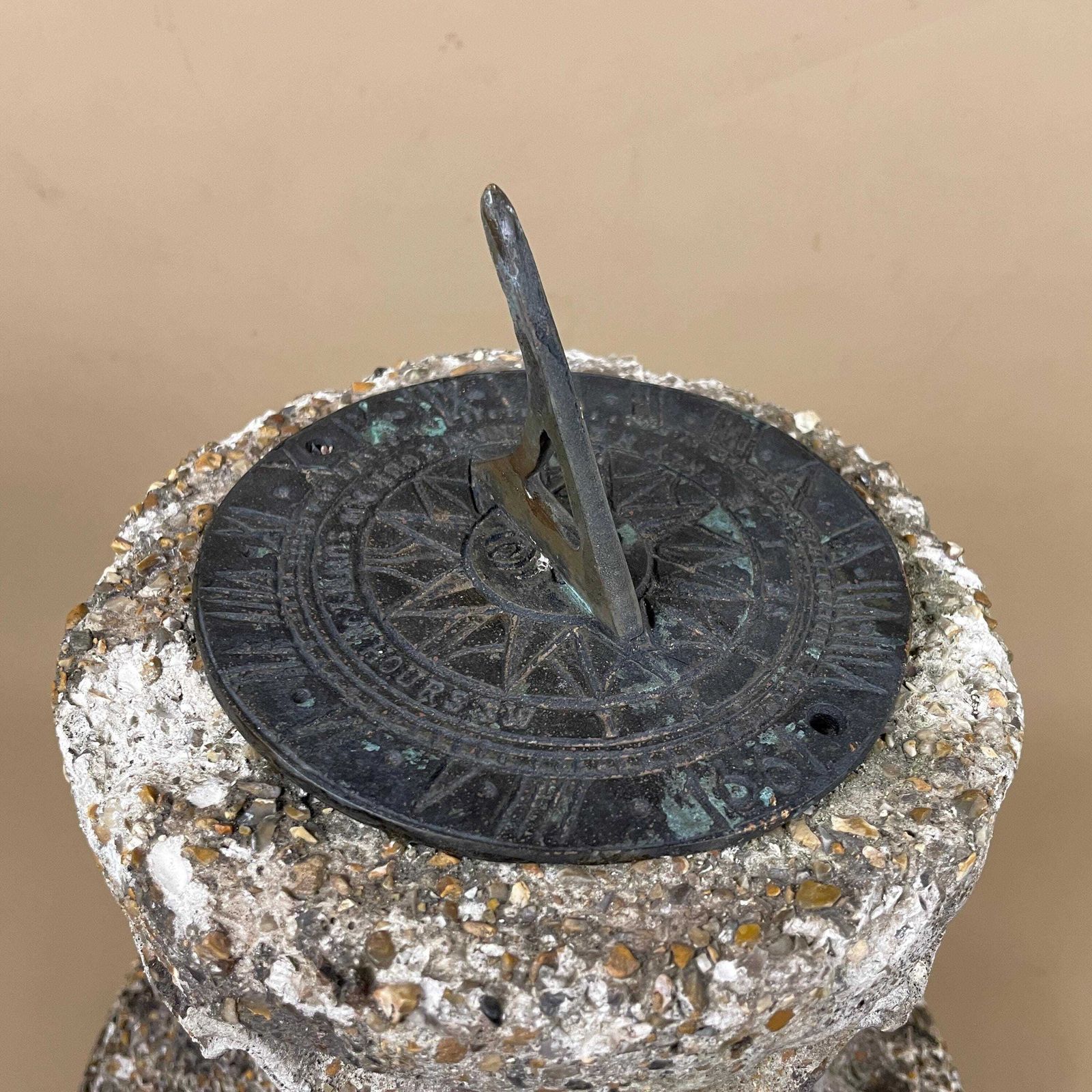 Antique Weathered Sun Dial Garden Metal Concrete Heavy Vintage Garden Decor Weather Sundials Engraved Outdoor Sundial Ornament Stand photo for sale