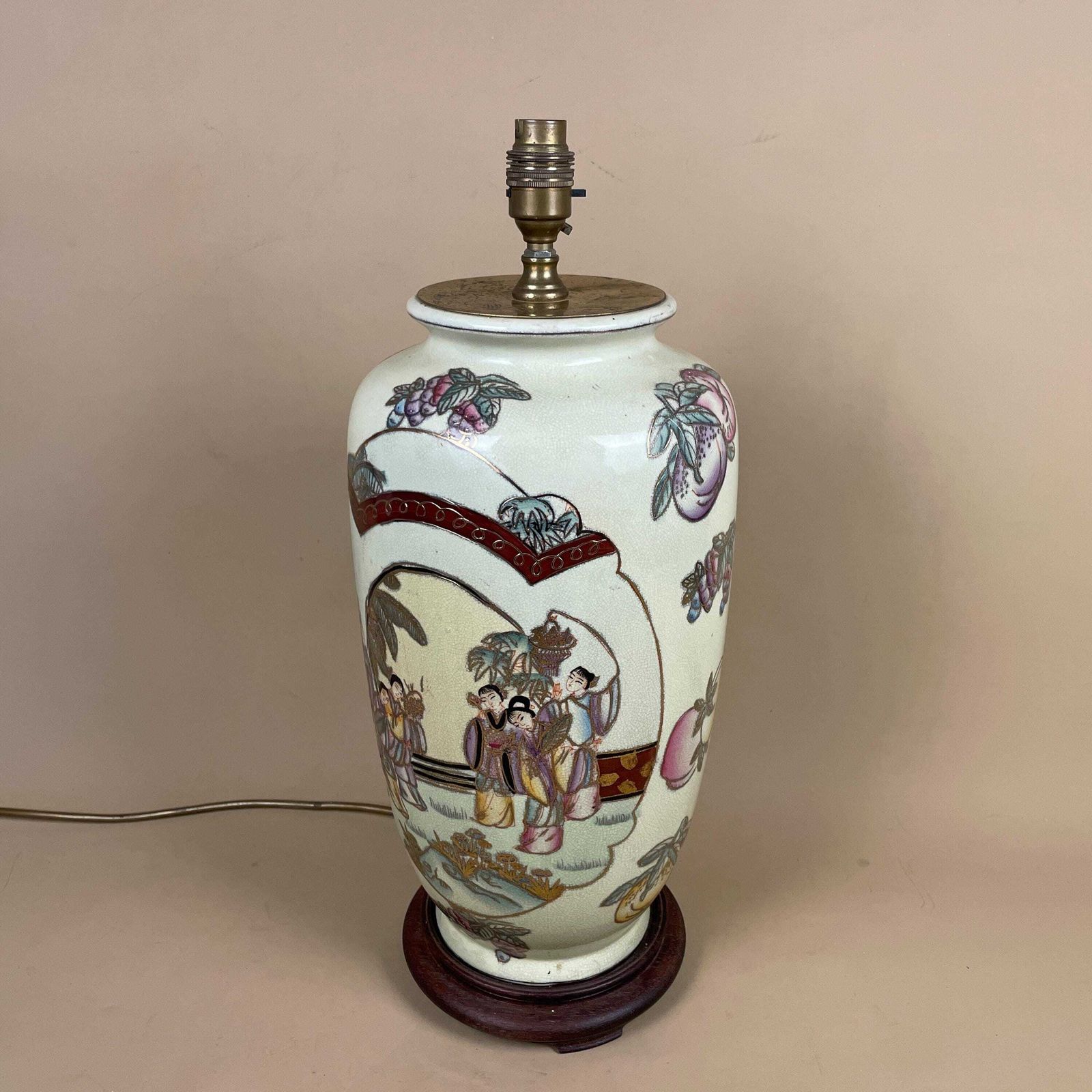 Large Oriental  Ceramic Lamp Light Bedside Table Hand Painted Fruit Design Pattern Wood Base Chinese Vase Antique Brass Vintage Ginger Jar
