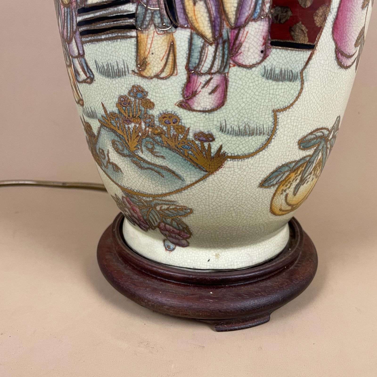 Large Oriental  Ceramic Lamp Light Bedside Table Hand Painted Fruit Design Pattern Wood Base Chinese Vase Antique Brass Vintage Ginger Jar photo vinterior