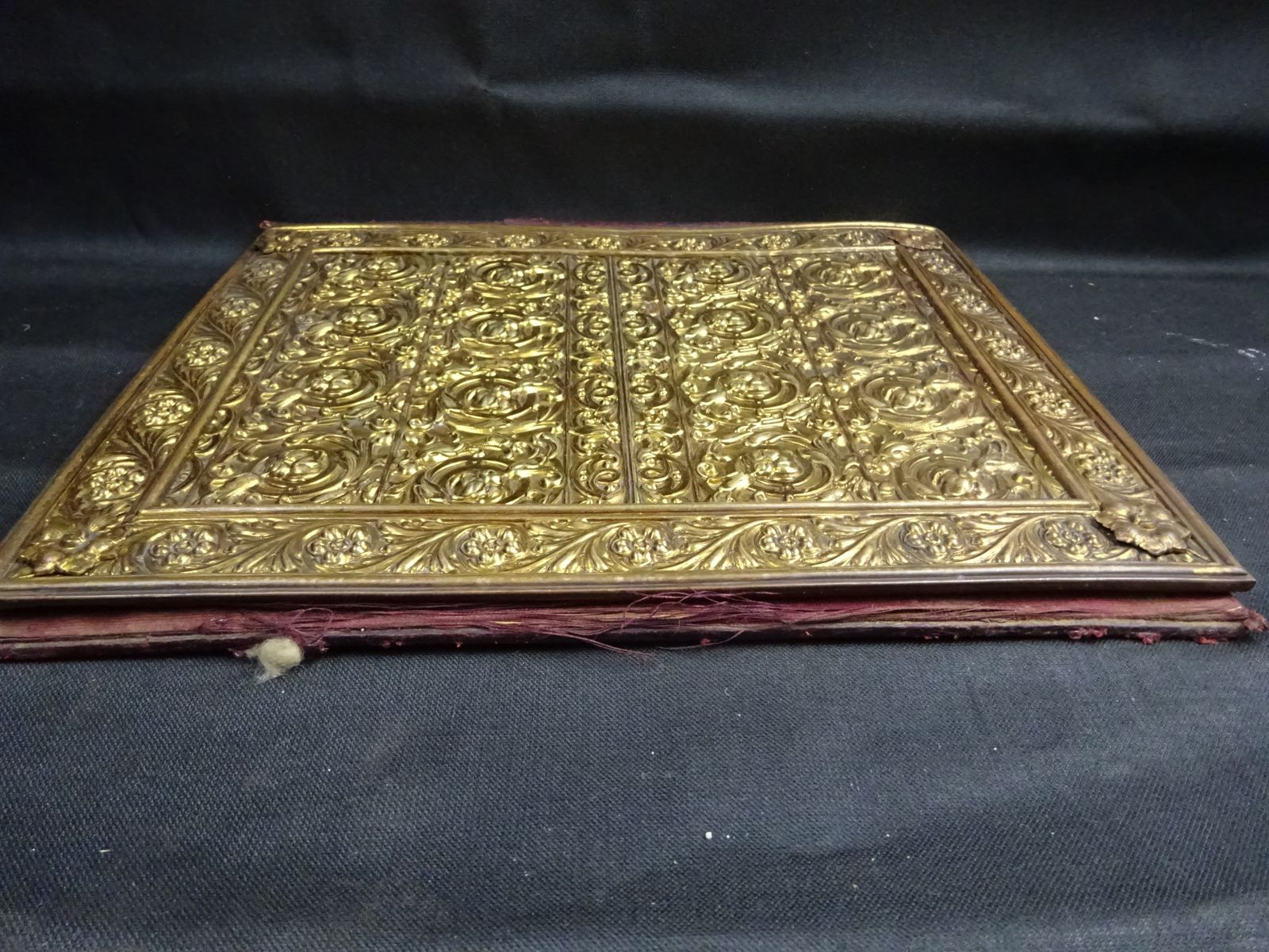 photo vinterior Art Nouveau Brass And Leather Writing Desk Blotter Portfolio C1900