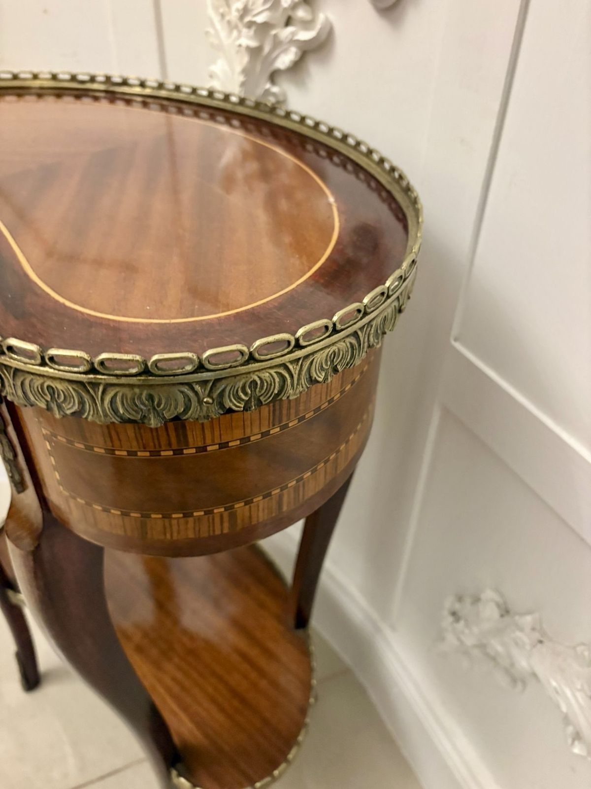 Antique French Quality Louis XV Style Kidney Shaped Side Table photo furniture