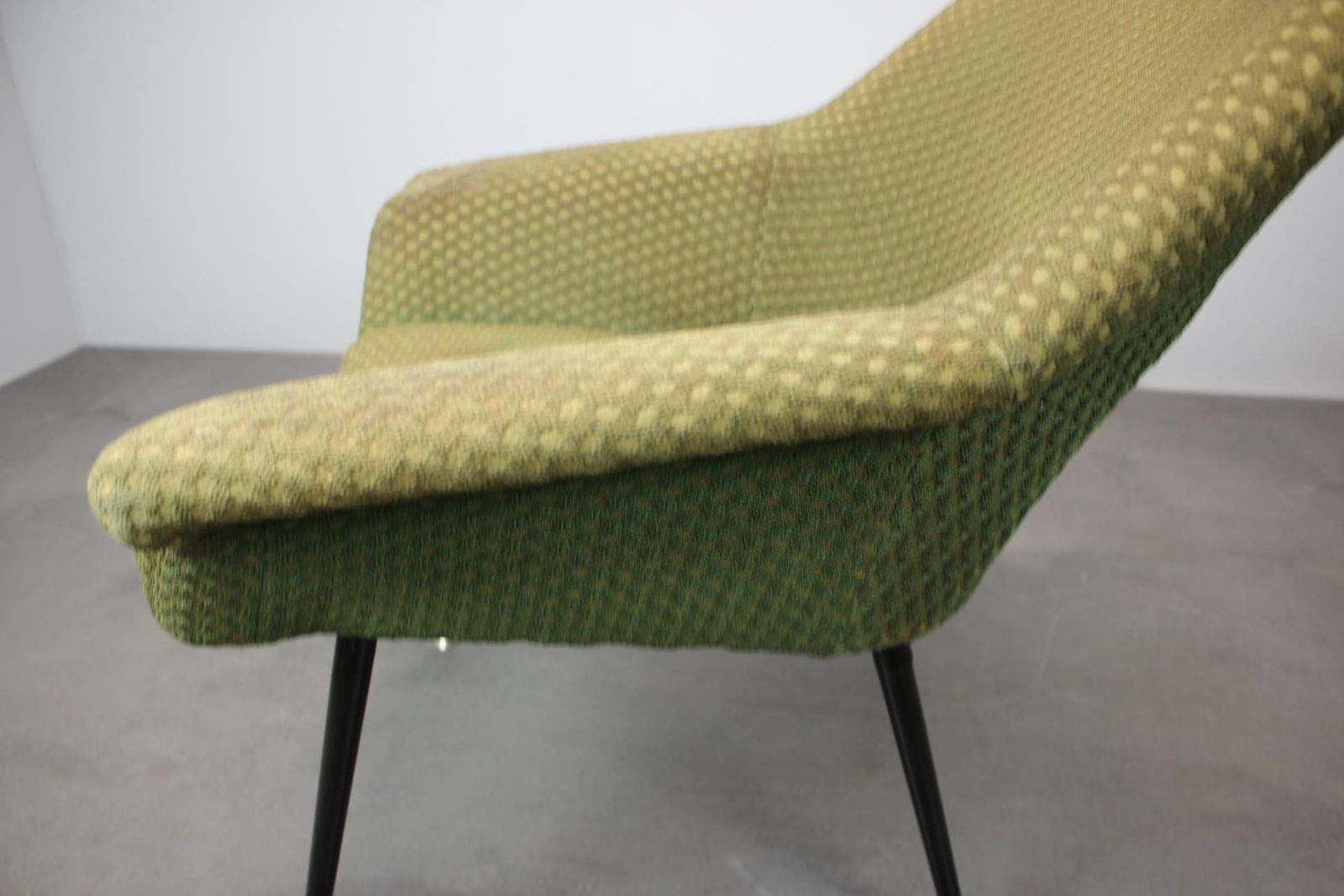 1960s Mid Century Lounge Chair, Italy photo vinterior