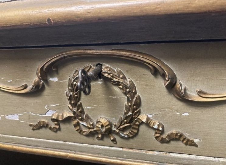 Charming 19thc Florentine Style Painted Pedestal Desk photo for sale