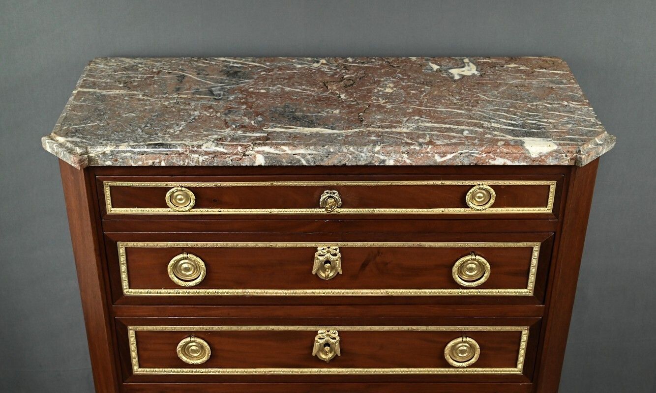 Mahogany Veneer Chest Of Drawers, Louis XVI Period – Late 18th Century photo vinterior