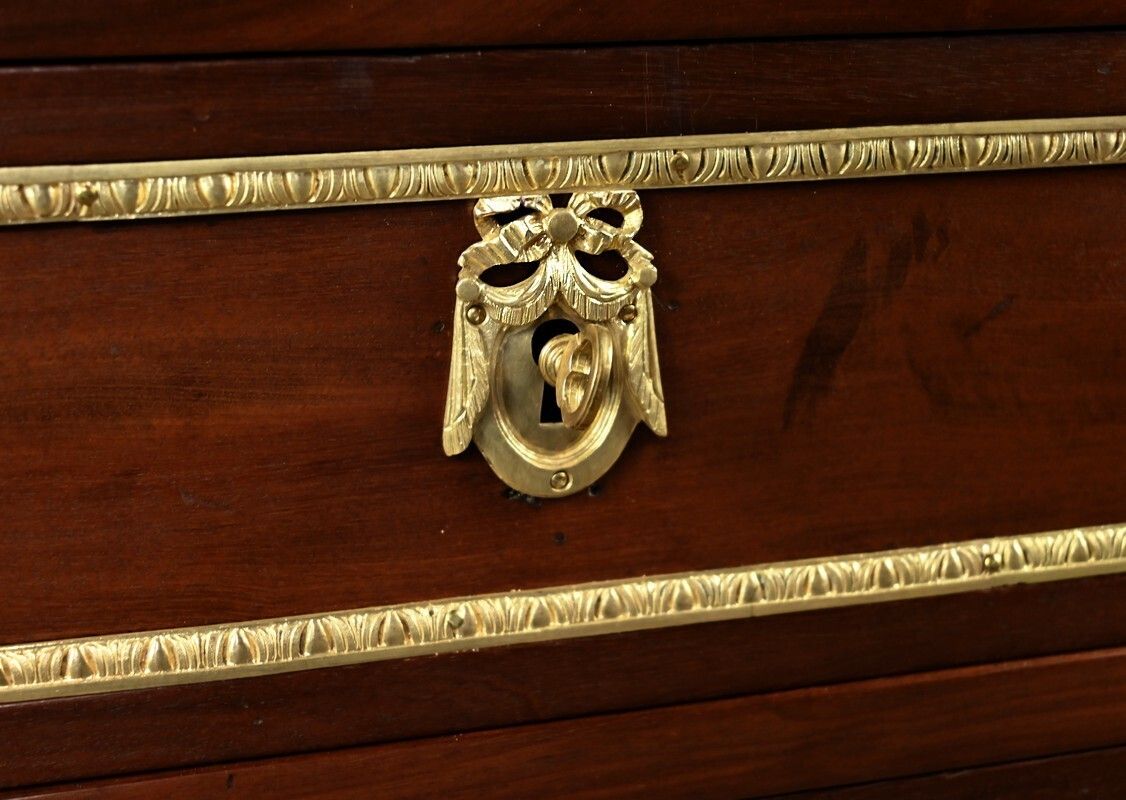 photo for sale Mahogany Veneer Chest Of Drawers, Louis XVI Period – Late 18th Century
