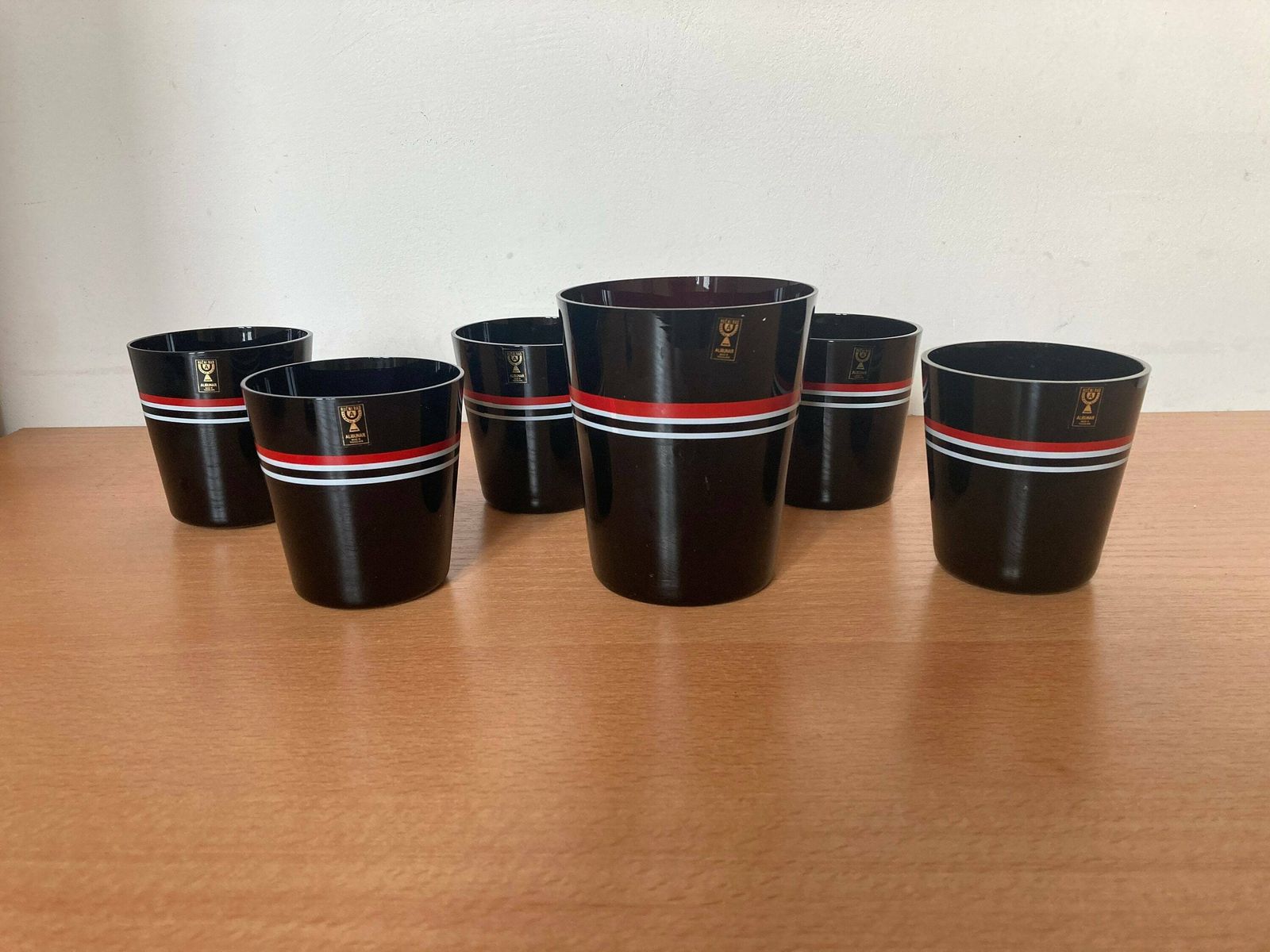 Yugoslavia Vintage Black Glass Drinking Glasses / Made In Yugoslavia / Alibunar Vintage Retro Hand Set / Vintage Black Glass / Retro