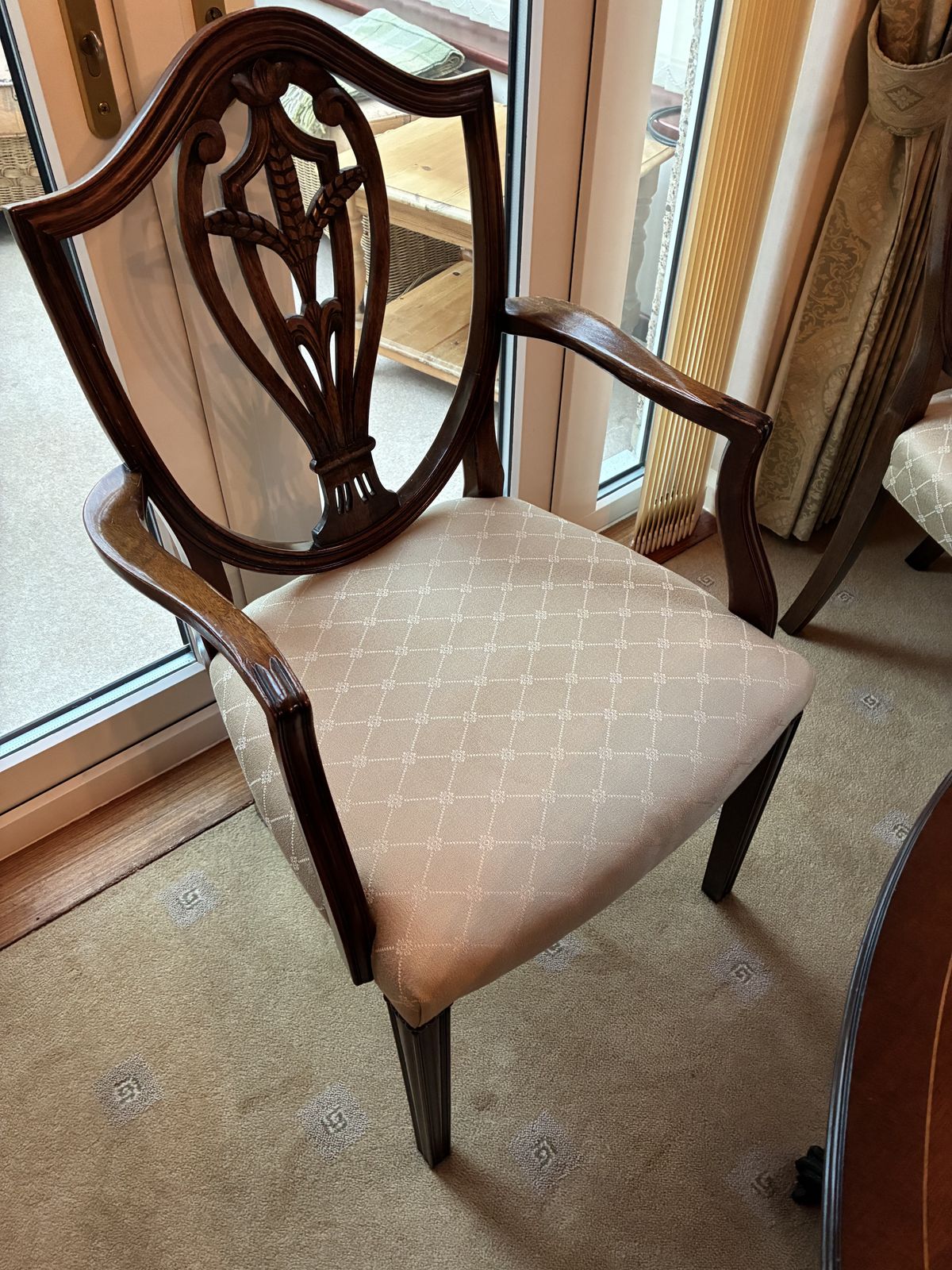 Charles Barr Antique Reproduction Dining Table + 6 Chairs photo 2000.0