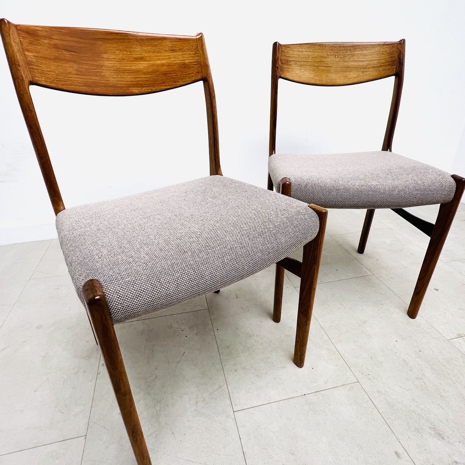 photo furniture Danish Dining Chairs By Arne Wahl Iversen