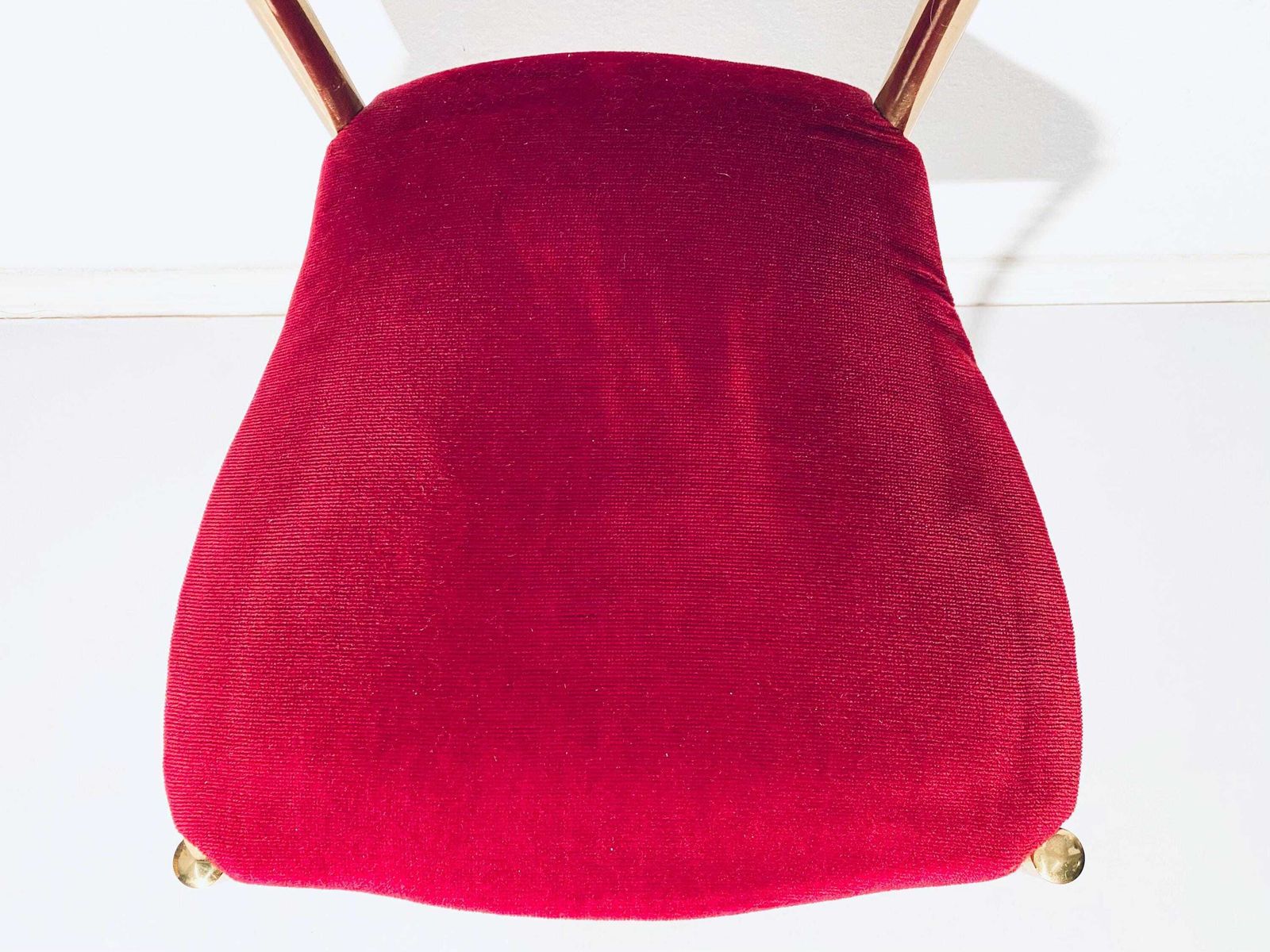 1950s Italian Chiavari Giuseppe Gaetano Descalzi Ornate Brass Red Velvet Chair / Vintage Decorative Side Chair / Mid Century Furniture photo vinterior