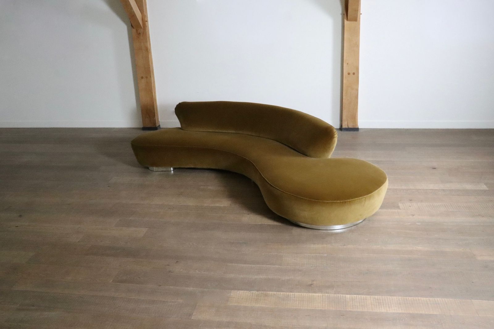 Vladimir Kagan Serpentine Sofa In Velvet For Directional USA 1999