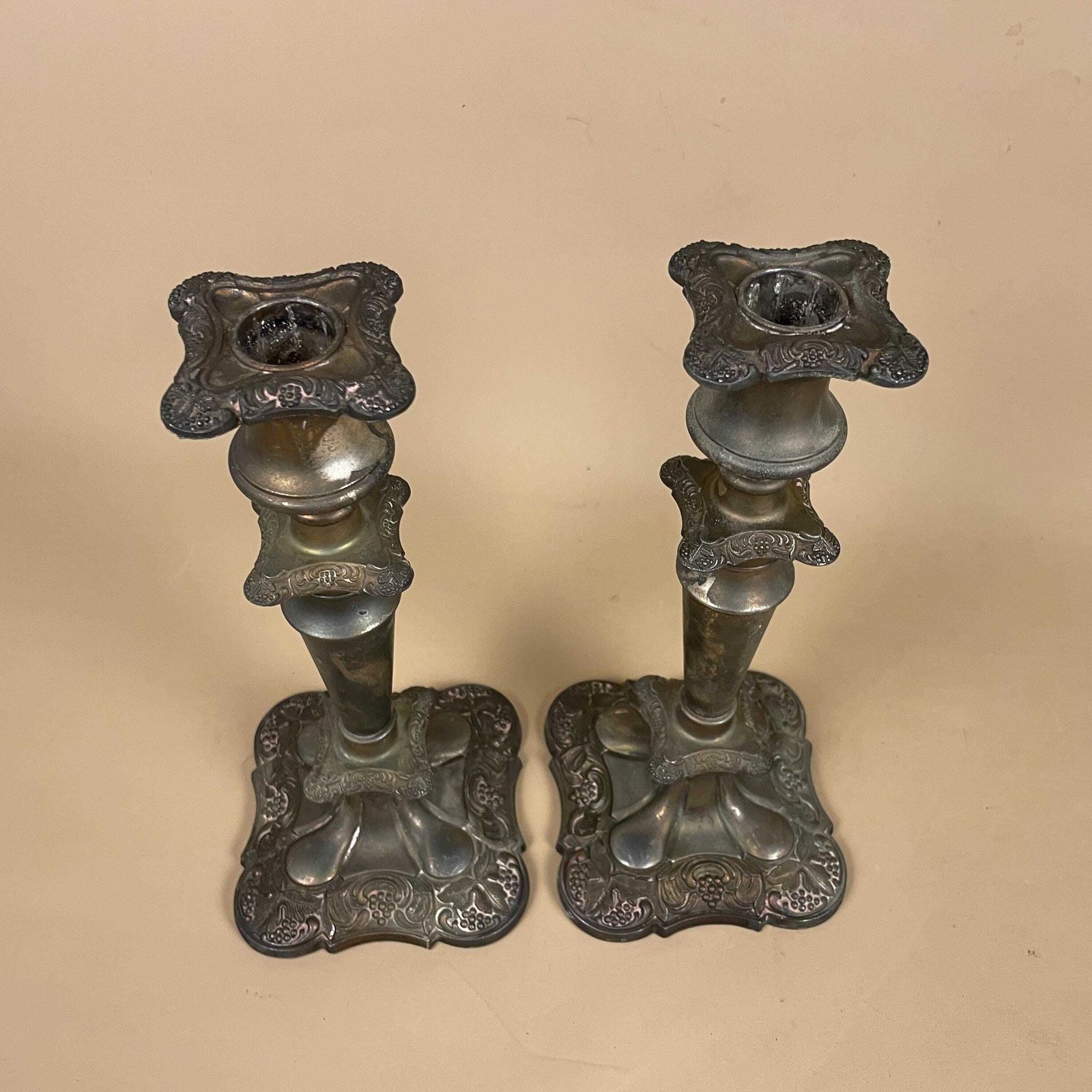 Antique Matching Pair Of Silver Metal Candlestick Candle Stick Ornate Vintage Taper Dinner Candlesticks Round Patterned Base Set Aged Patina photo vinterior