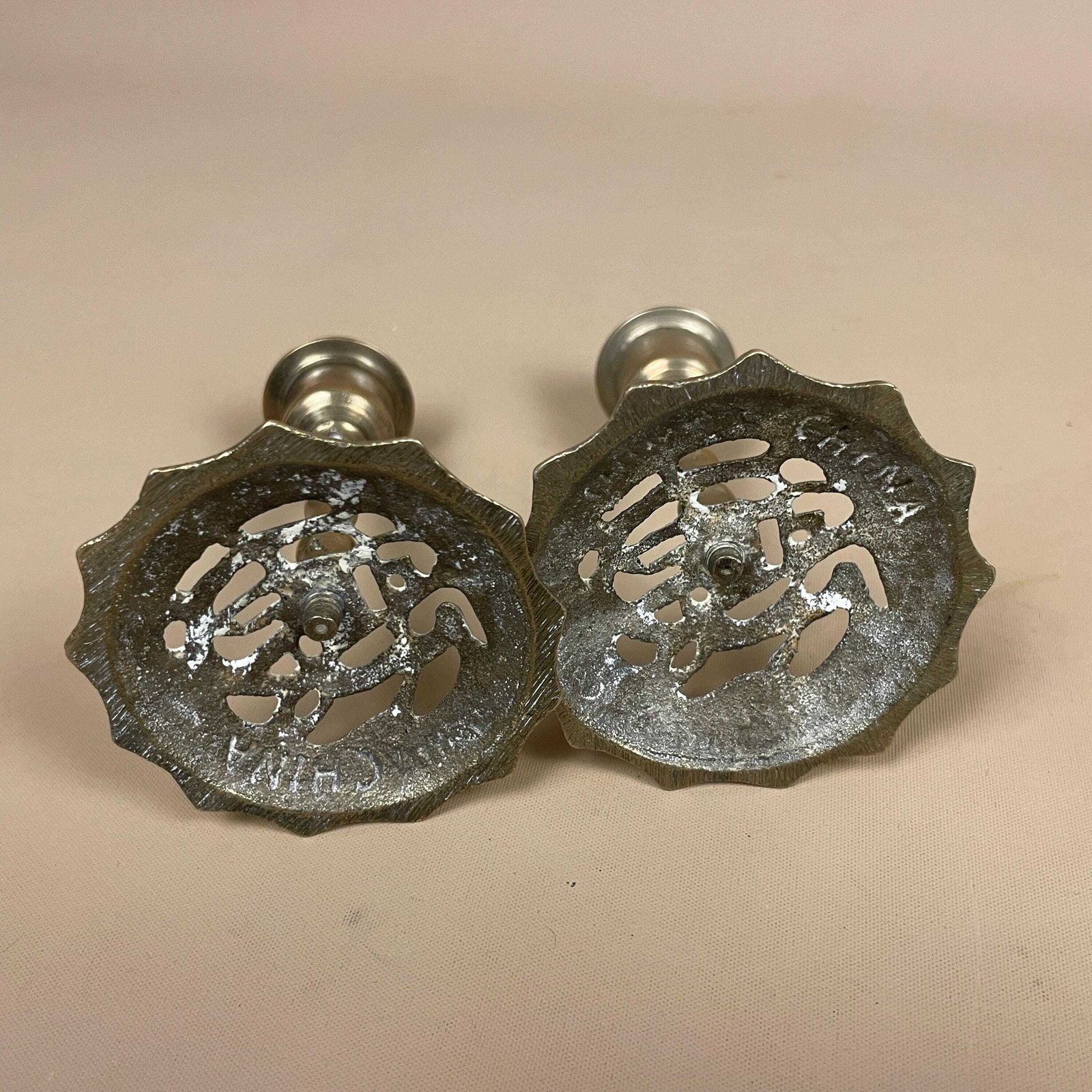 Antique Matching Pair Of Gold Brass Metal Candlestick Candle Stick Holder Vintage Round Base Taper Dinner Candlesticks Oriental Chinese photo vinterior