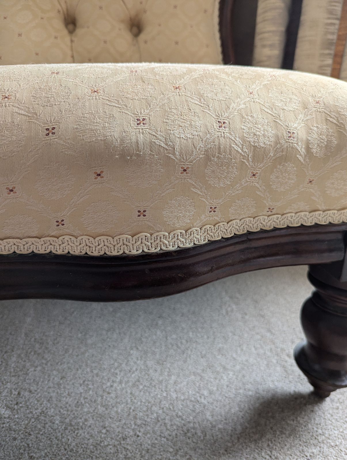 photo vinterior Victorian Occasional/Dining Chairs With Matching Grandmother/Nursing Chair