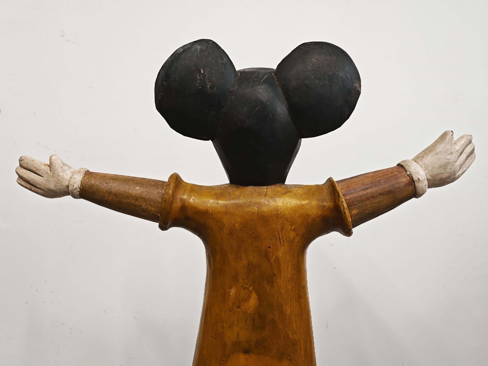 Vintage Hand Carved Xl Sculpture Of Mickey Mouse, USA 1940s photo vintage