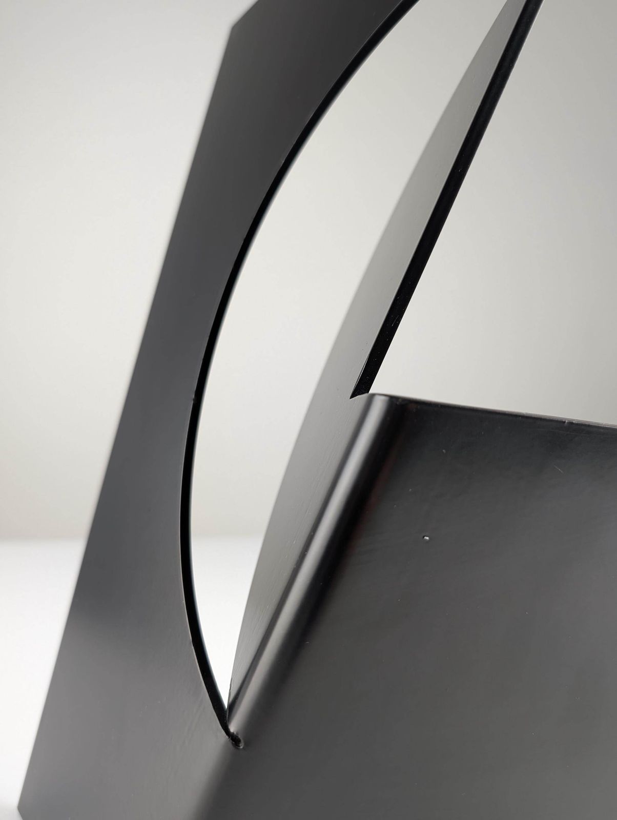 Escultura Acero Negra Abstracta, Carlos Evangelista, 55/75 photo vintage