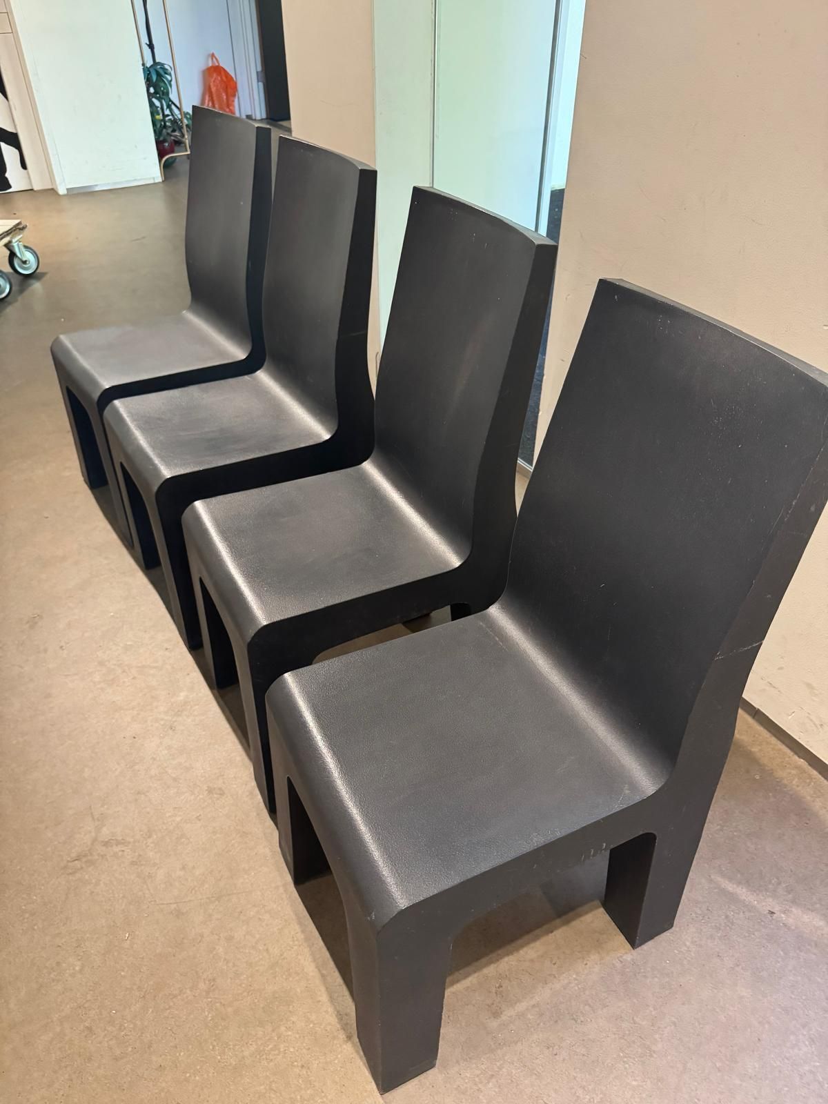 Central Museum Chair By Ronald Hutten photo 1187.0