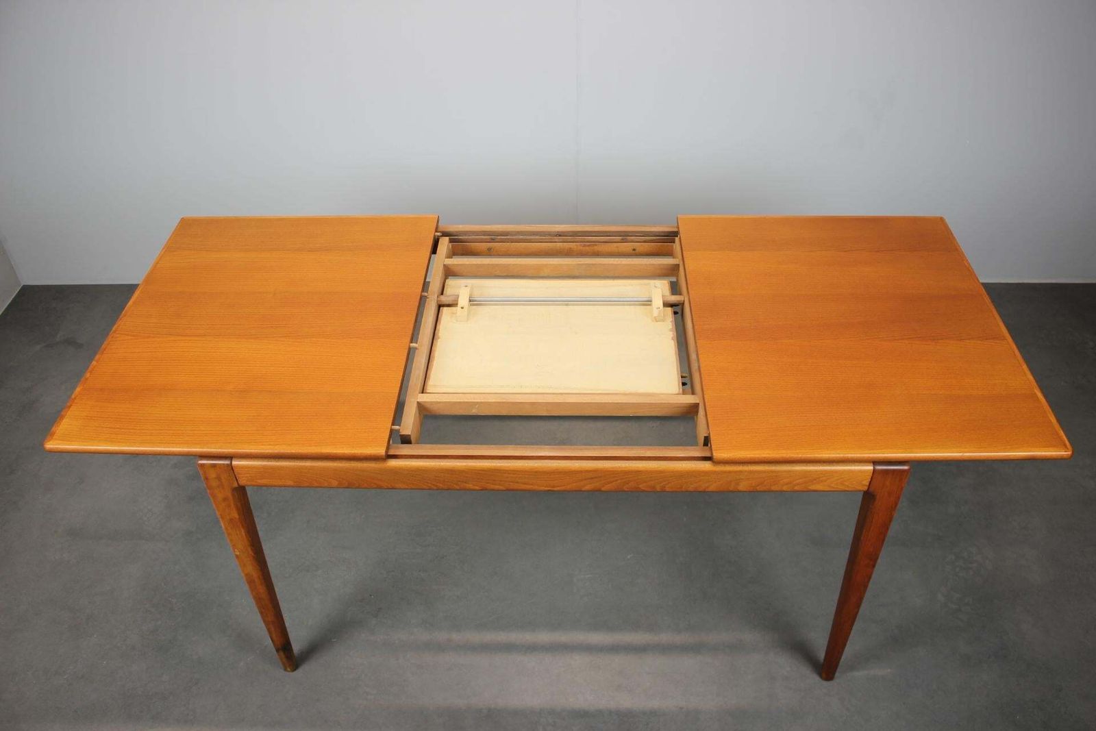 Extendable Dining Table By Dřevotvar, 1970s photo vinterior