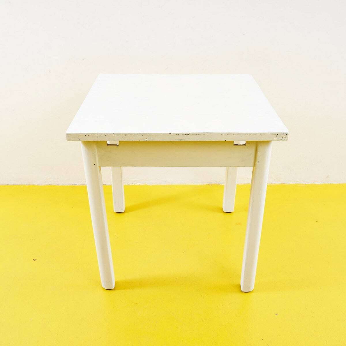 Elegant White Table In Minimalist Style photo Furniture