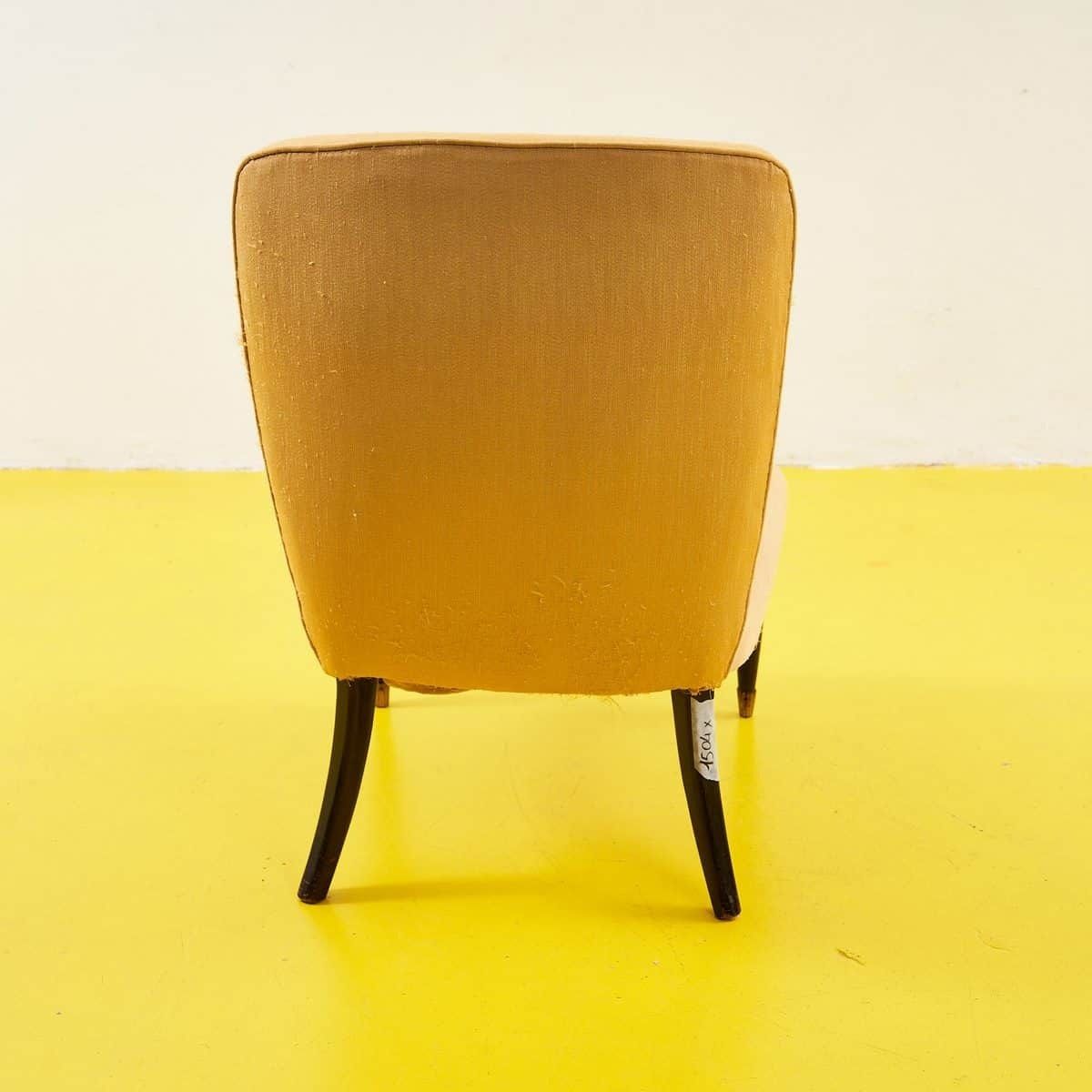 Elegant Vintage Armchair In Beige Fabric photo 79.0