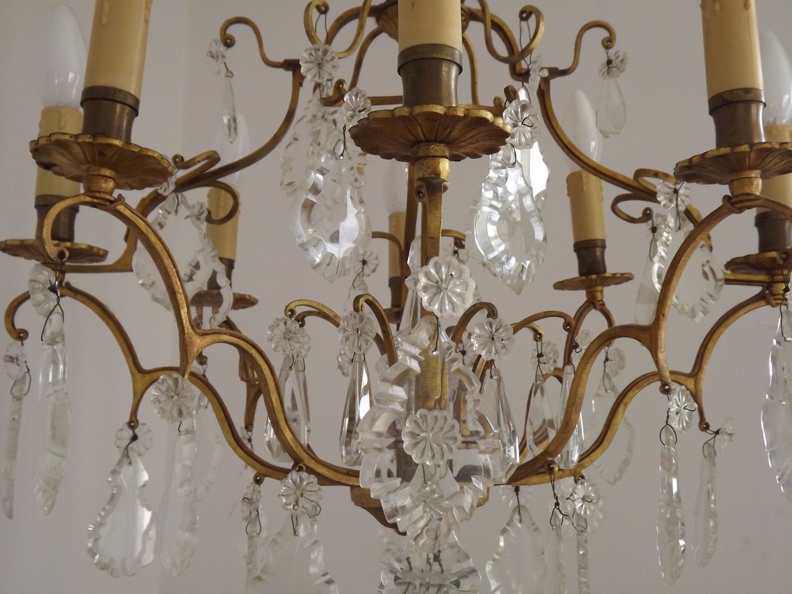 Grand lustre à cage Louis XV à 8 lumières en bronze doré, verre et cristal photo buy