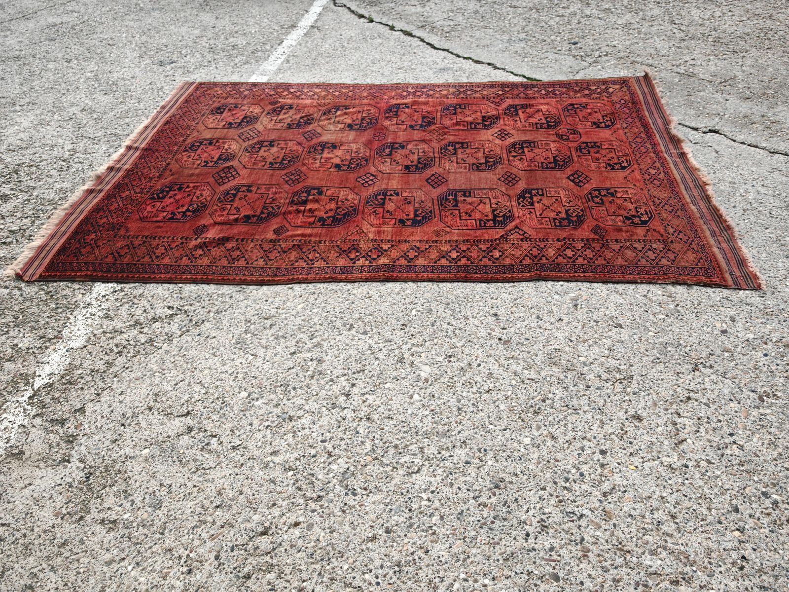 Antique Turkmen Ersari Rug, Hand Knotted In 100% Wool, Afghanistan 1920s photo vinterior