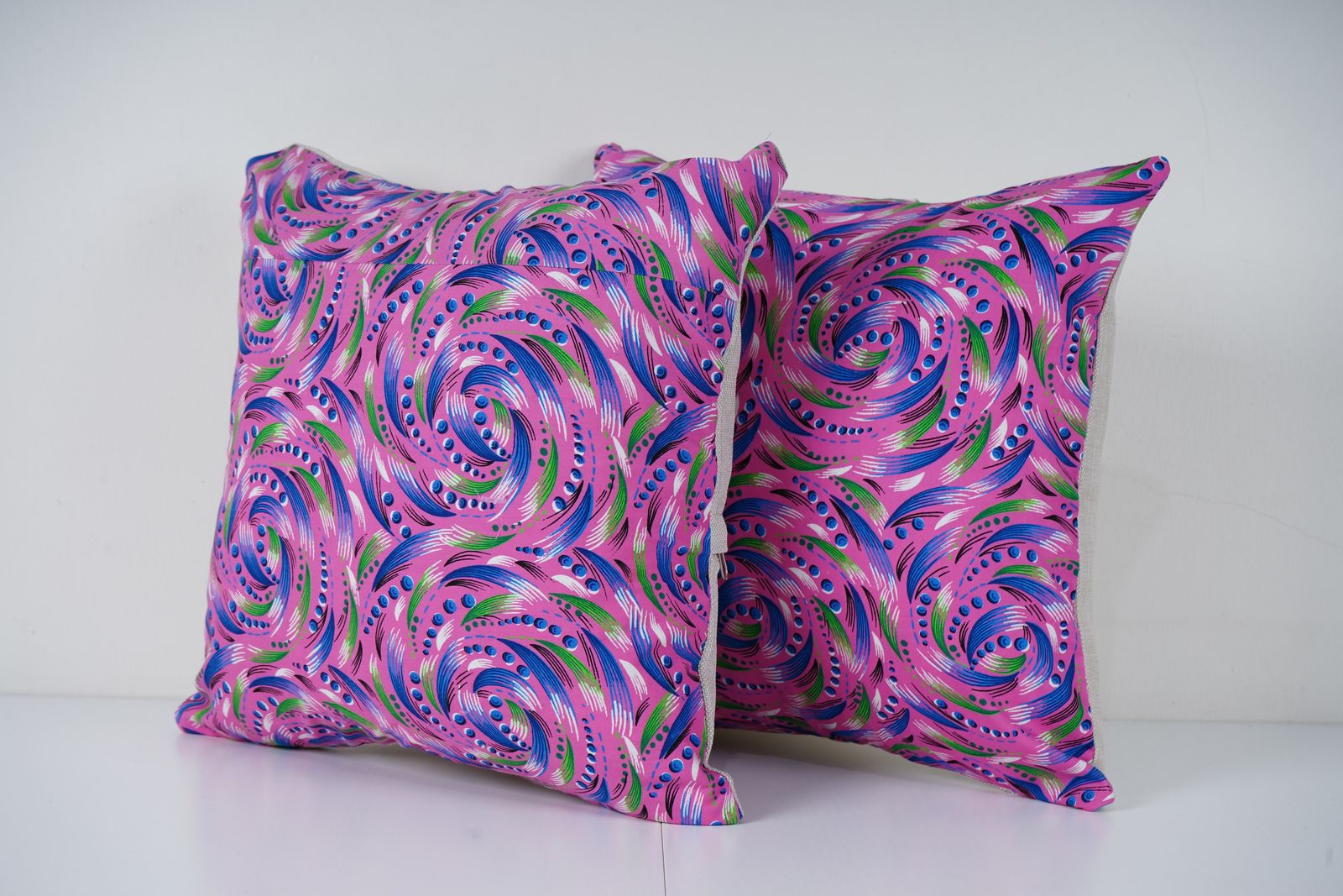 Pink Uzbek Roller Printed Pillow Cover Set, Purple Blue Green Swirl Pattern Handmade Boho Cushions photo for sale