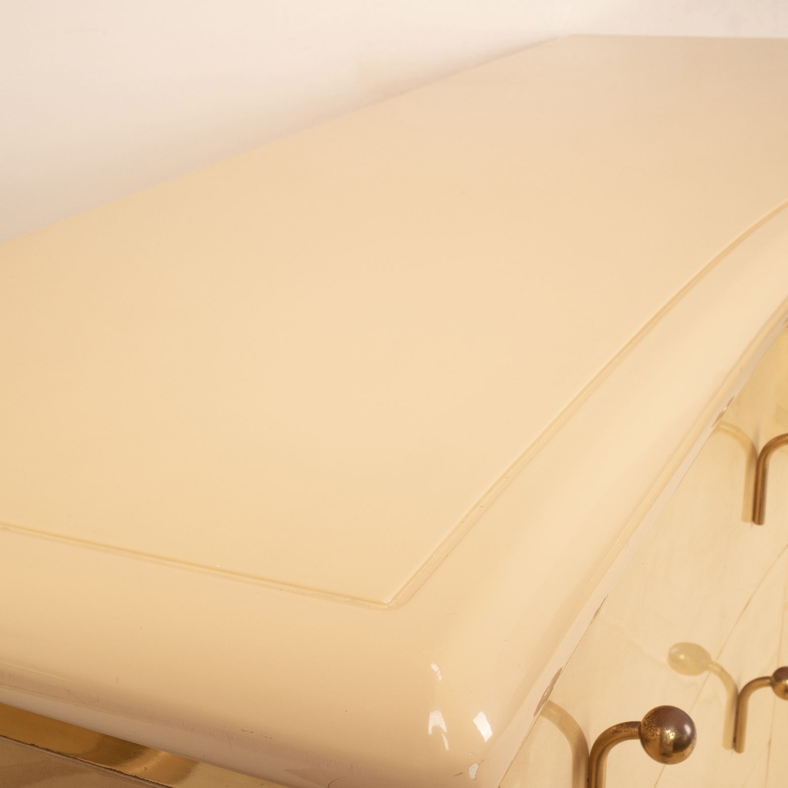 photo furniture Curved Parchment Cabinet "Neptune" By Luciano Frigerio For Frigerio Di Desio