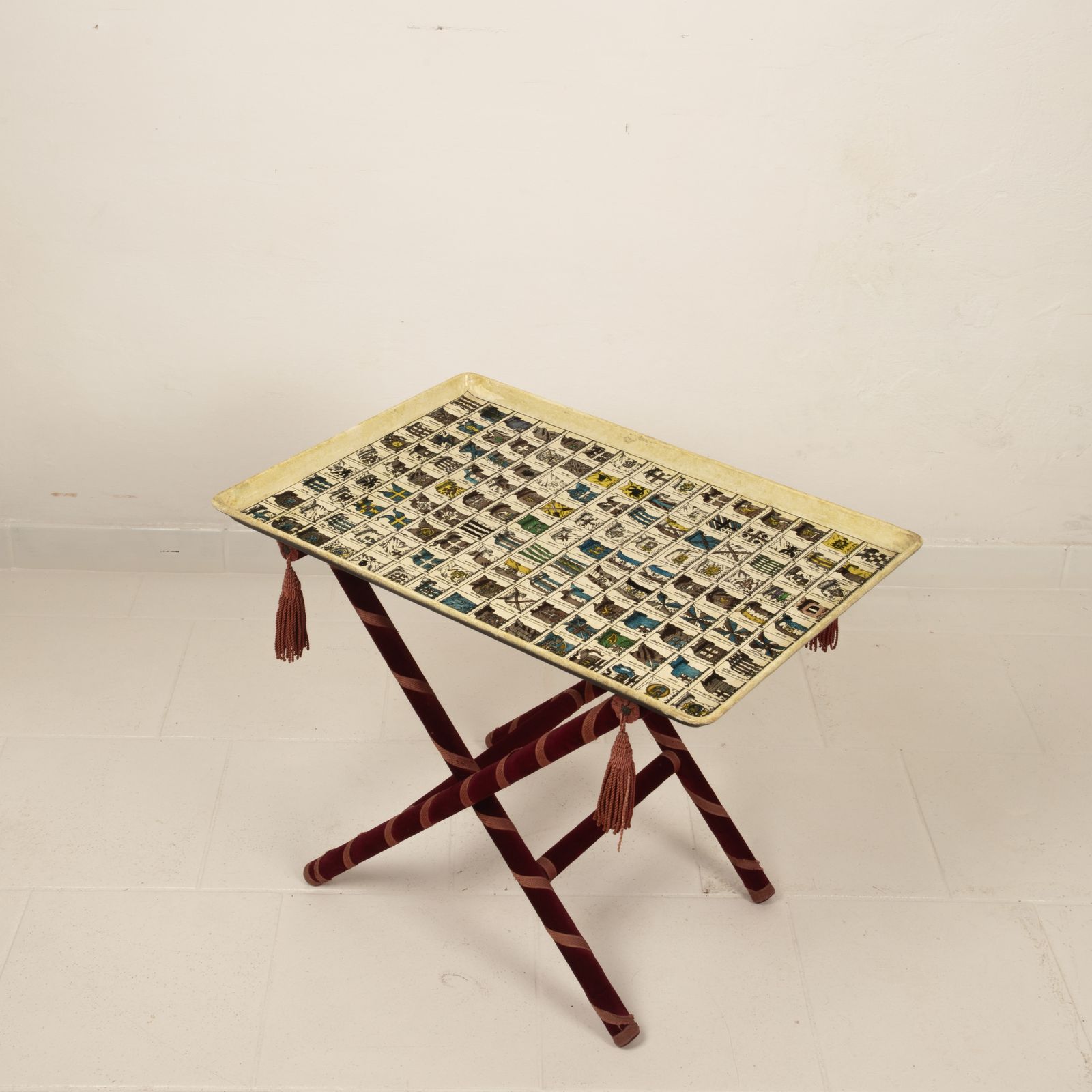 Heraldic Tray Table By Piero Fornasetti 1950 photo vinterior