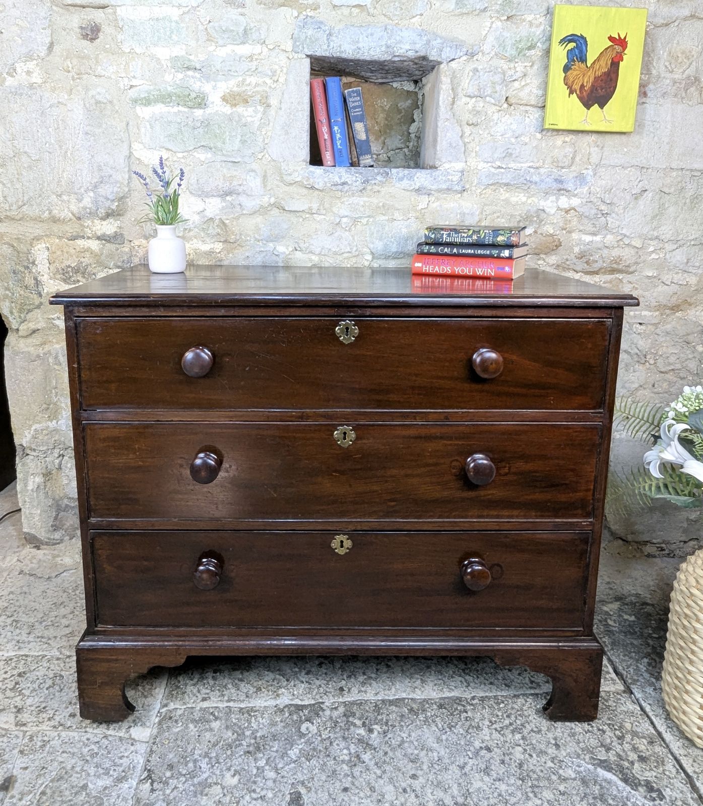 Georgian Mahogany Chest Of Drawers   3 Drawers photo for sale