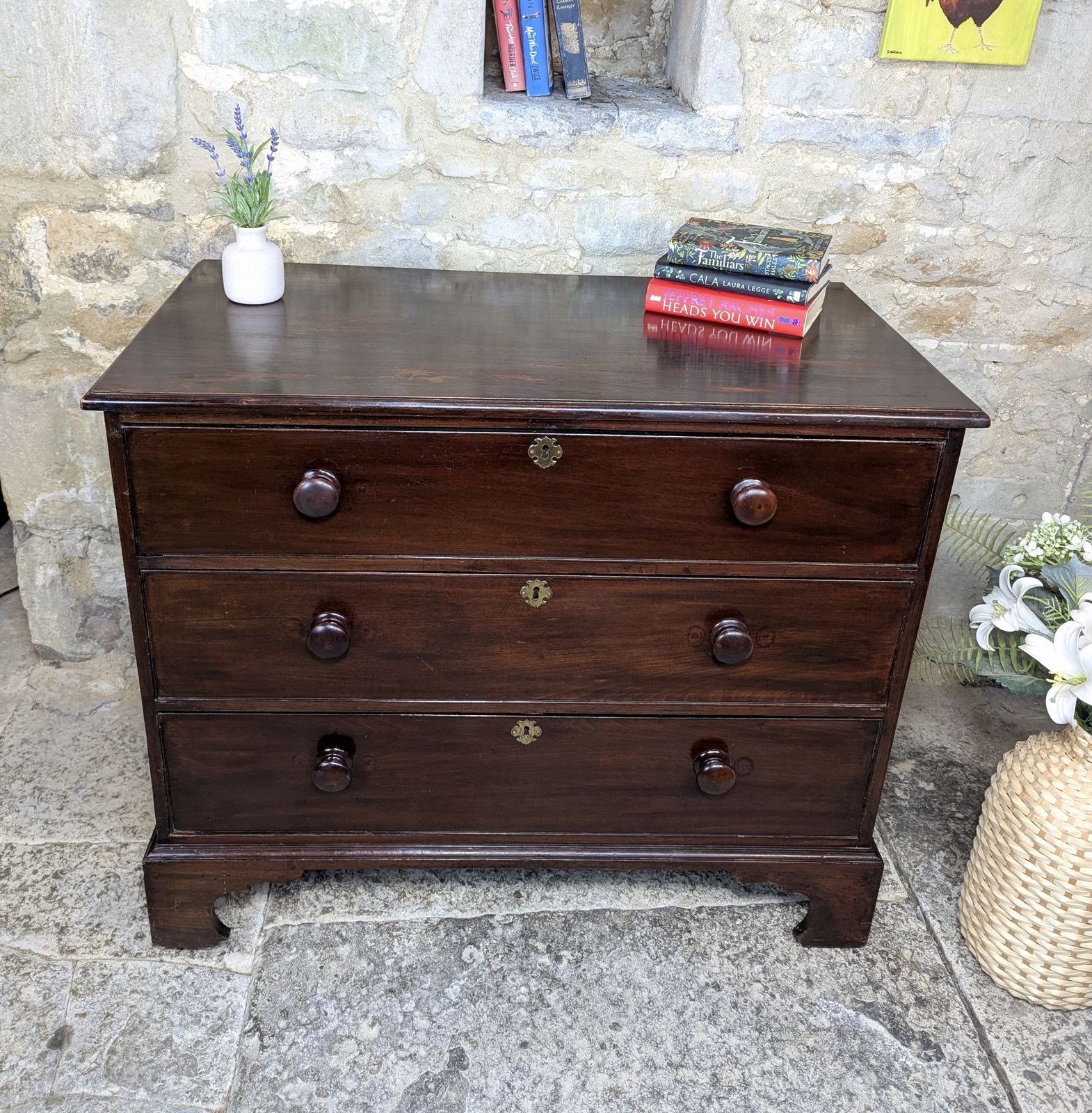 photo furniture Georgian Mahogany Chest Of Drawers   3 Drawers
