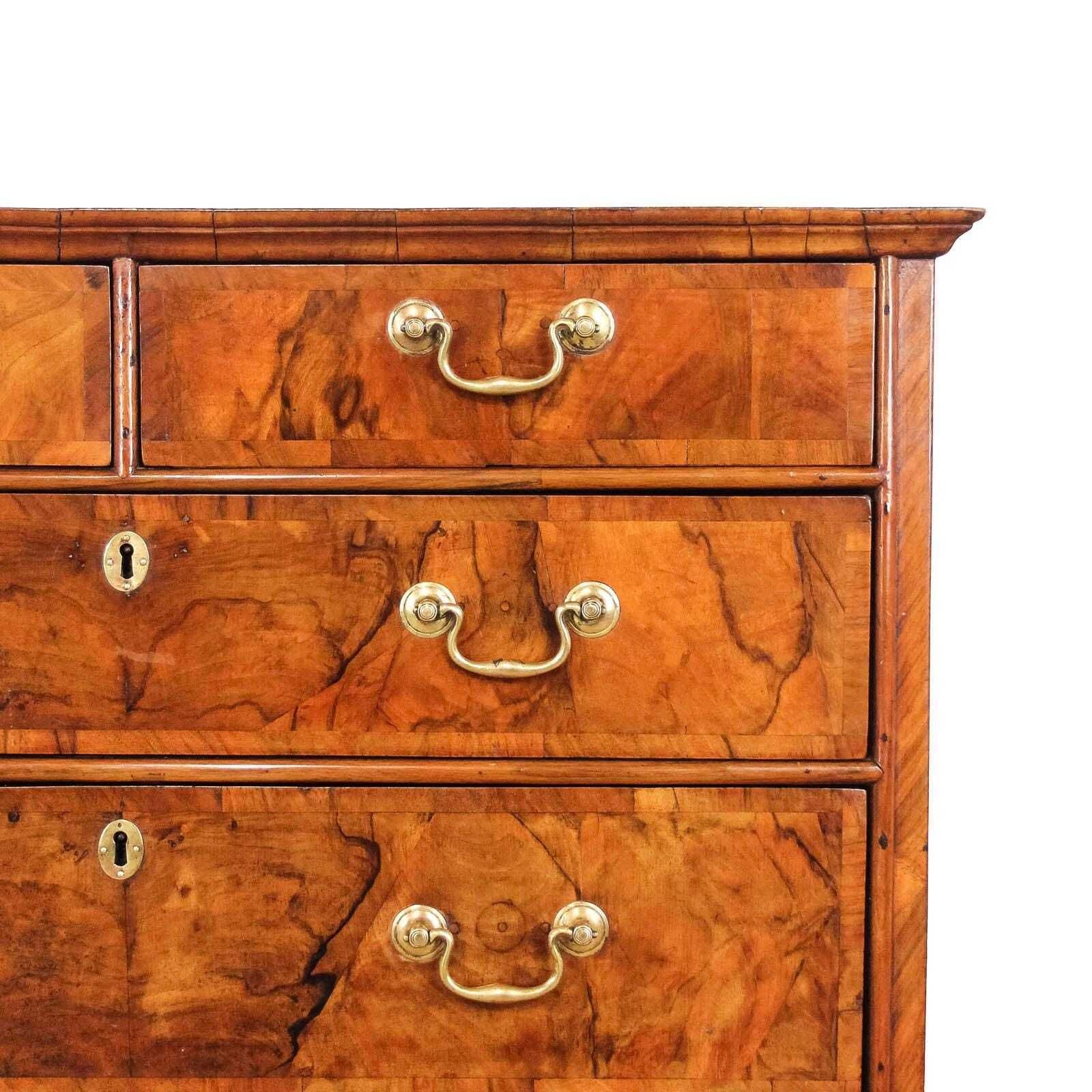 Antique Georgian Walnut Chest Of Drawers | Antique Storage | Bedroom Drawers | Antique Chest Of Drawer | Walnut Furniture (M 6512) photo vintage