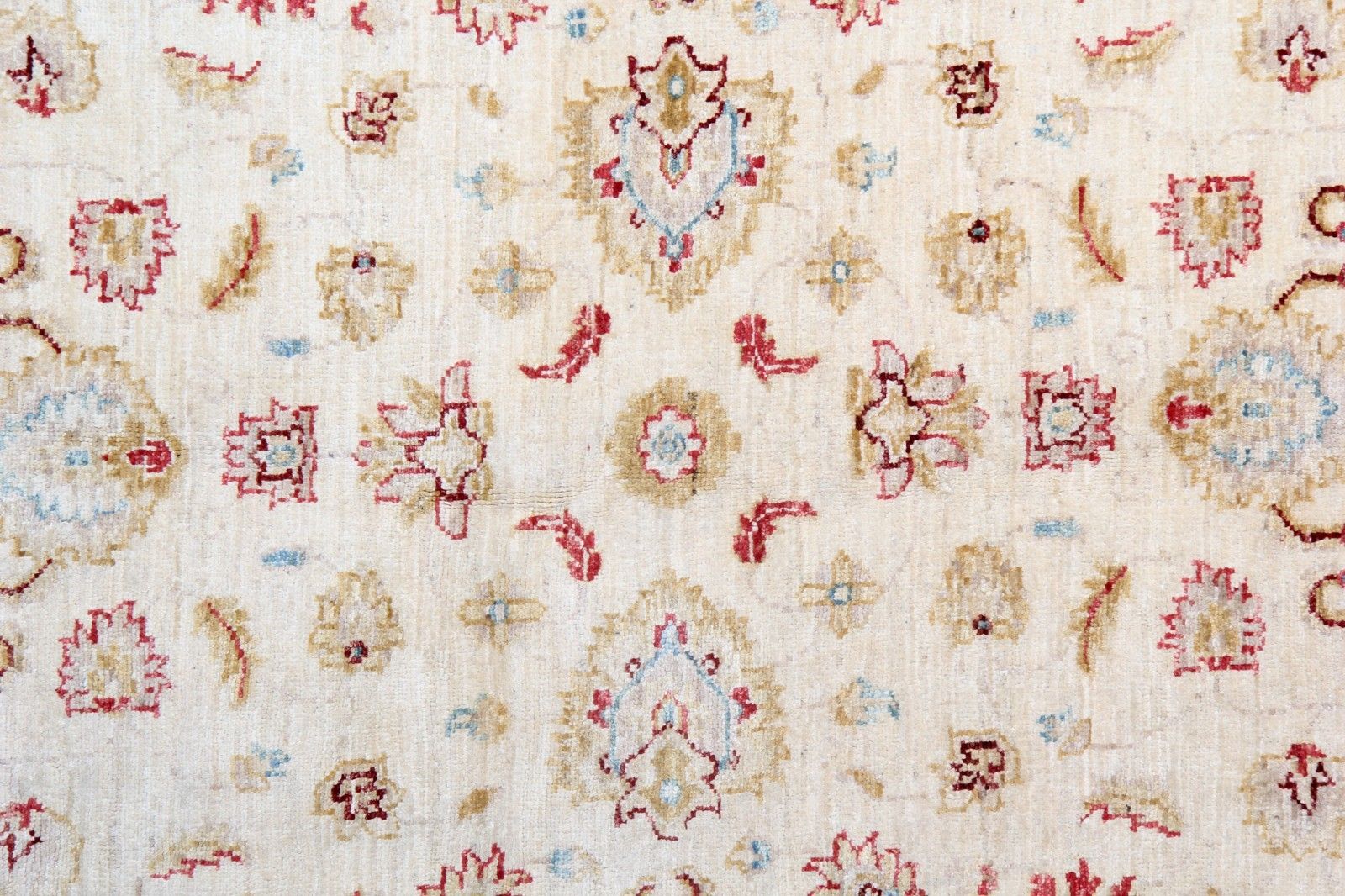 photo vintage Cream Wool Area Rug, Handwoven Floral Carpet, Traditional Decor 190x128cm