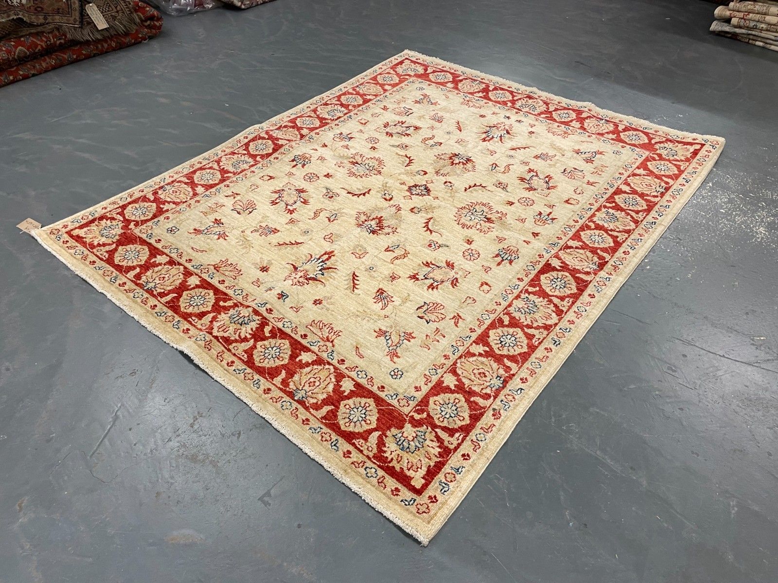 Beige & Red Ziegler Floral Oriental Rug, Traditional All Over Design 165x195 Cm photo Textiles