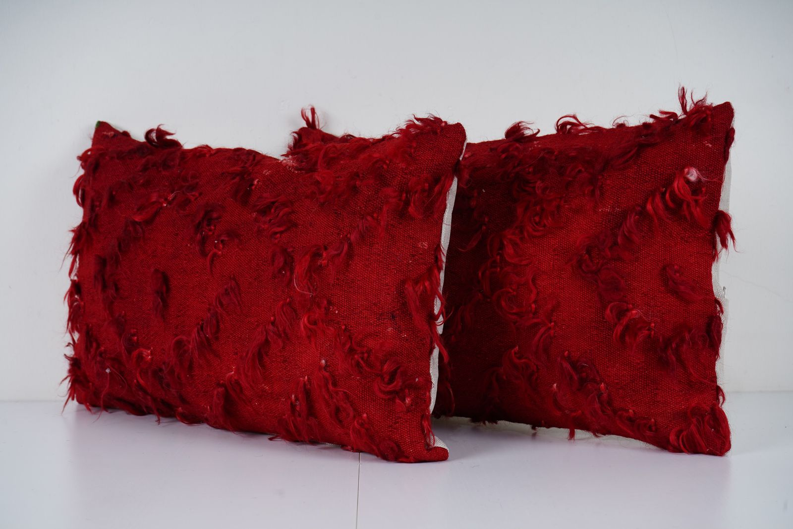 Red Flokati Pillow Cover, Handmade Turkish Tulu Lumbar Cushion, Set Of Two  Decorative Pillow photo for sale