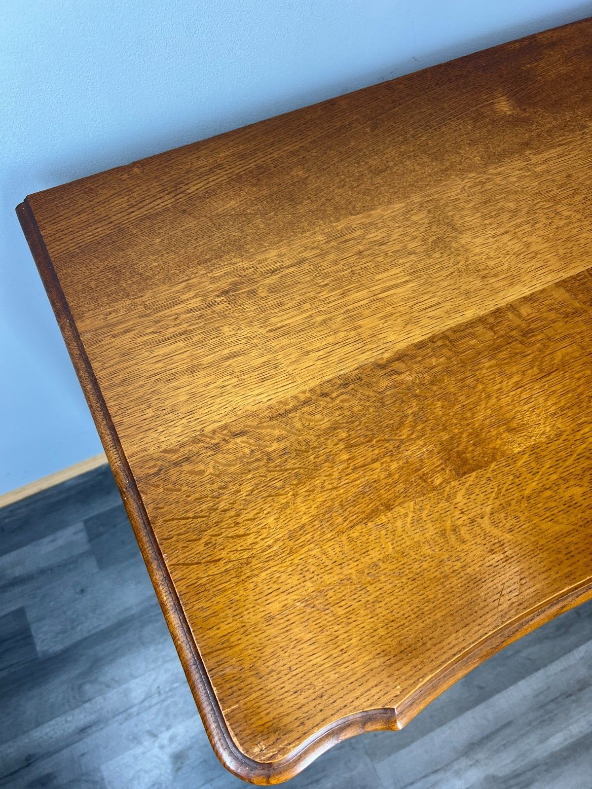 photo furniture Chest Of Drawers Vintage French Louis Oak 3 Drawers Carved Cabinet Lot 4474
