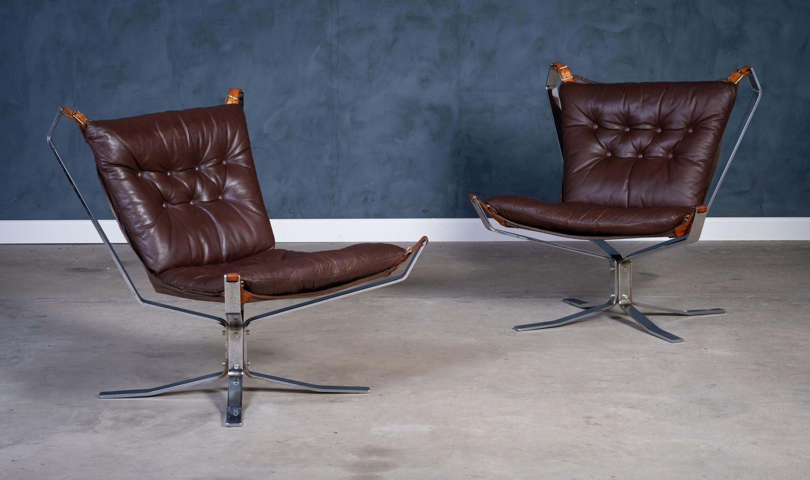 Pair Of 'Superstar' Leather Armchairs With Steel Frame, 1970s photo 3569.0