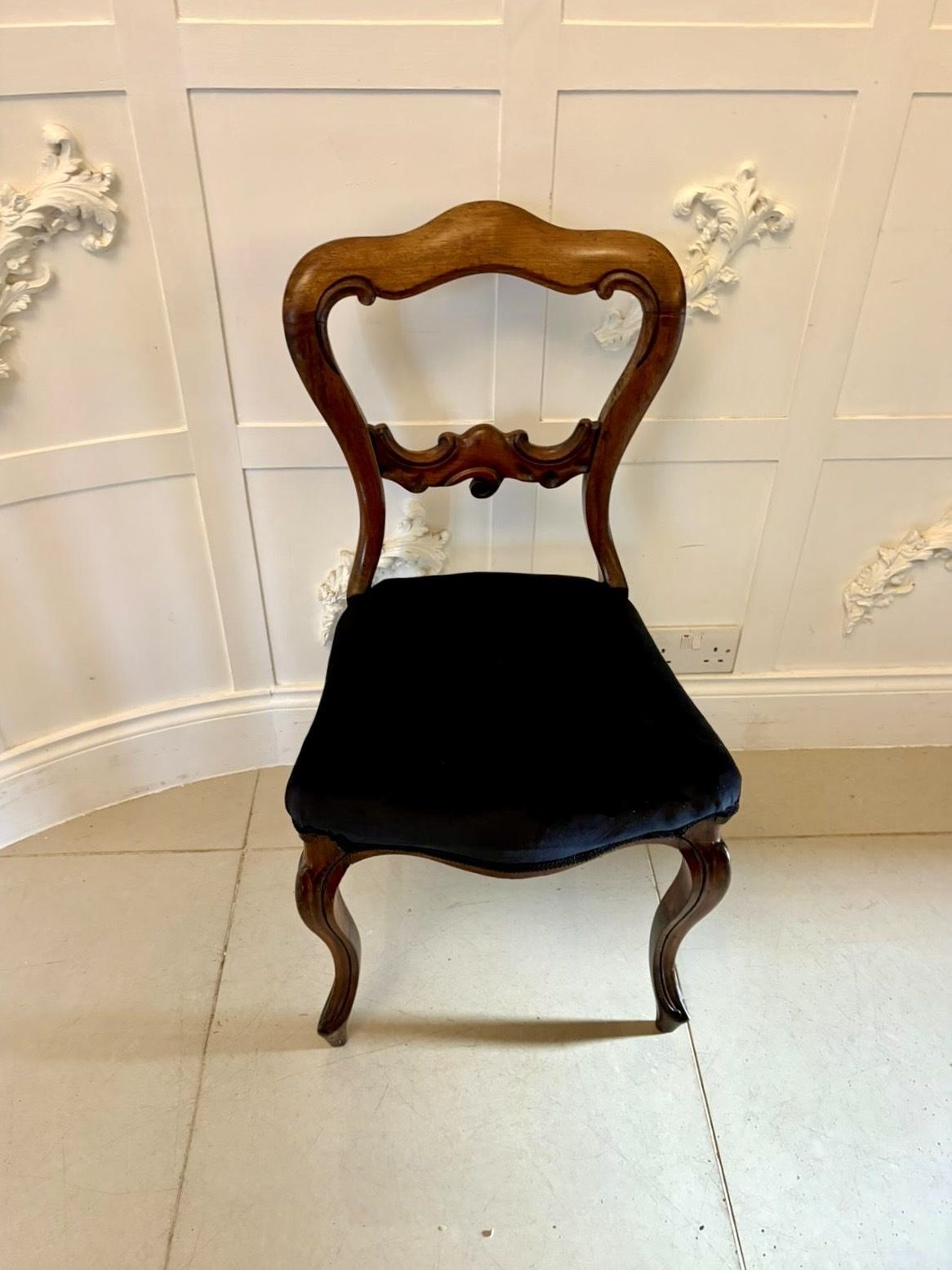 Antique Set Of Six Quality 19th Century Rosewood Balloon Back Dining Chairs photo buy
